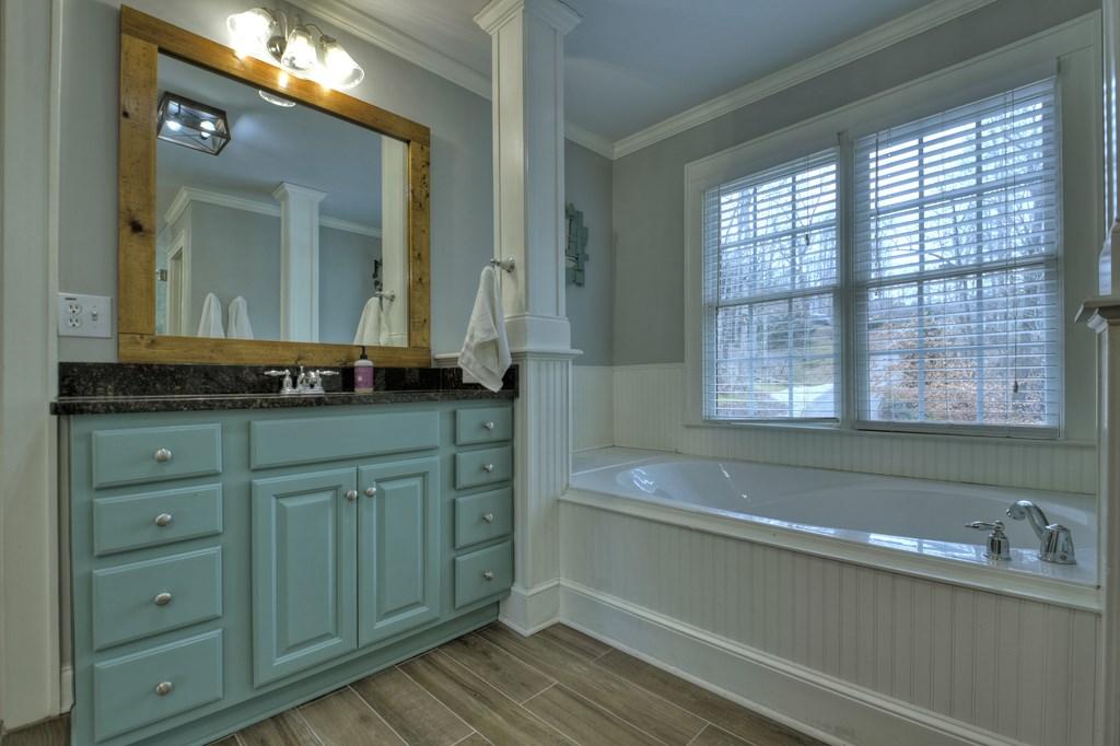 Talking Rock, Georgia, 30175, United States, 4 Bedrooms Bedrooms, ,4 BathroomsBathrooms,Residential,For Sale,1692764
