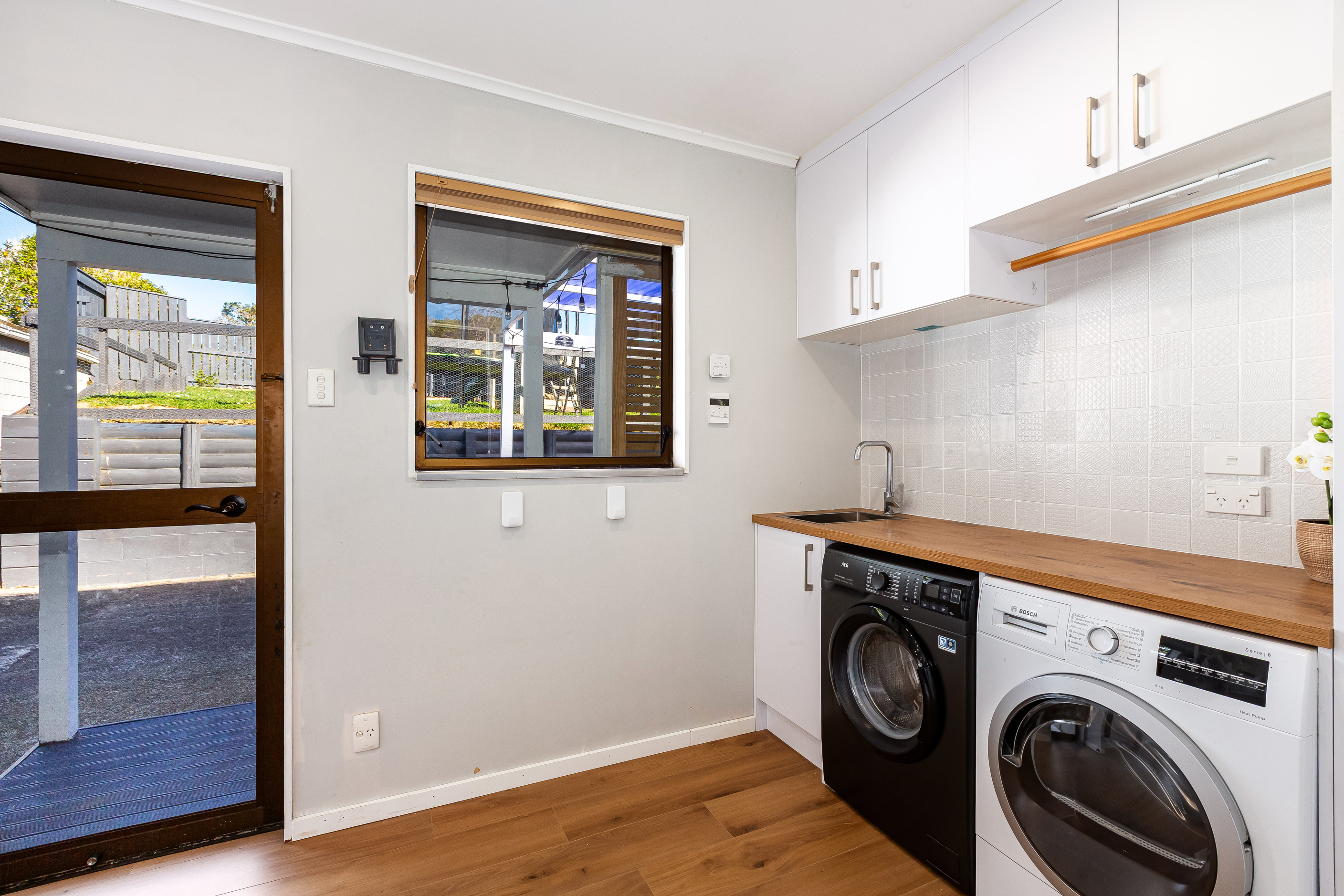  23 James Cook Drive, Whitby - 物件實景