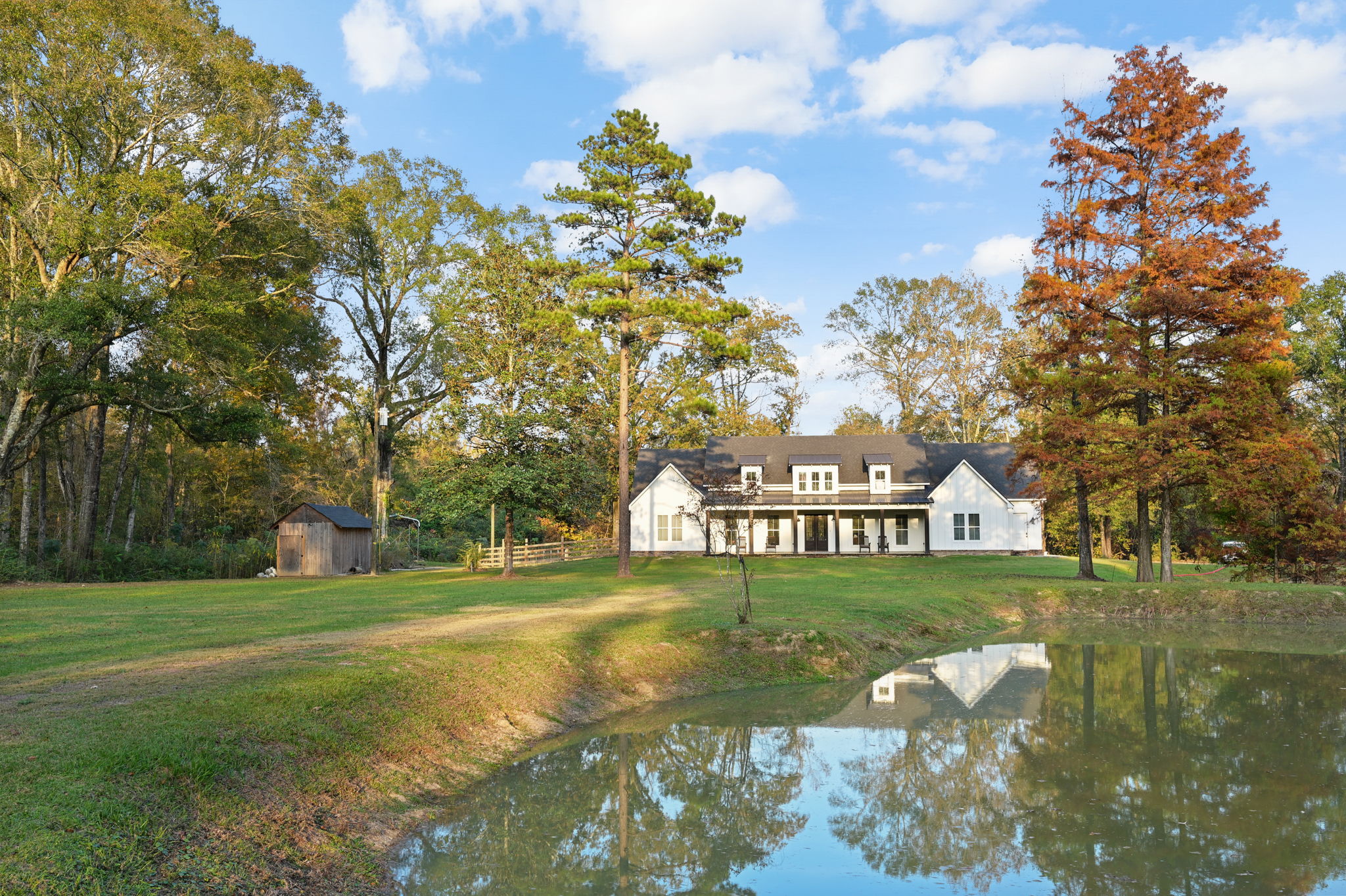 Zachary, Louisiana, 70791, United States, 4 Bedrooms Bedrooms, ,4 BathroomsBathrooms,Residential,For Sale,1998548