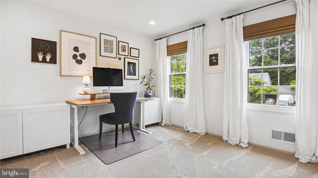 Reston, Virginia, 20191, United States, 4 Bedrooms Bedrooms, ,3 BathroomsBathrooms,Residential,For Sale,1987433