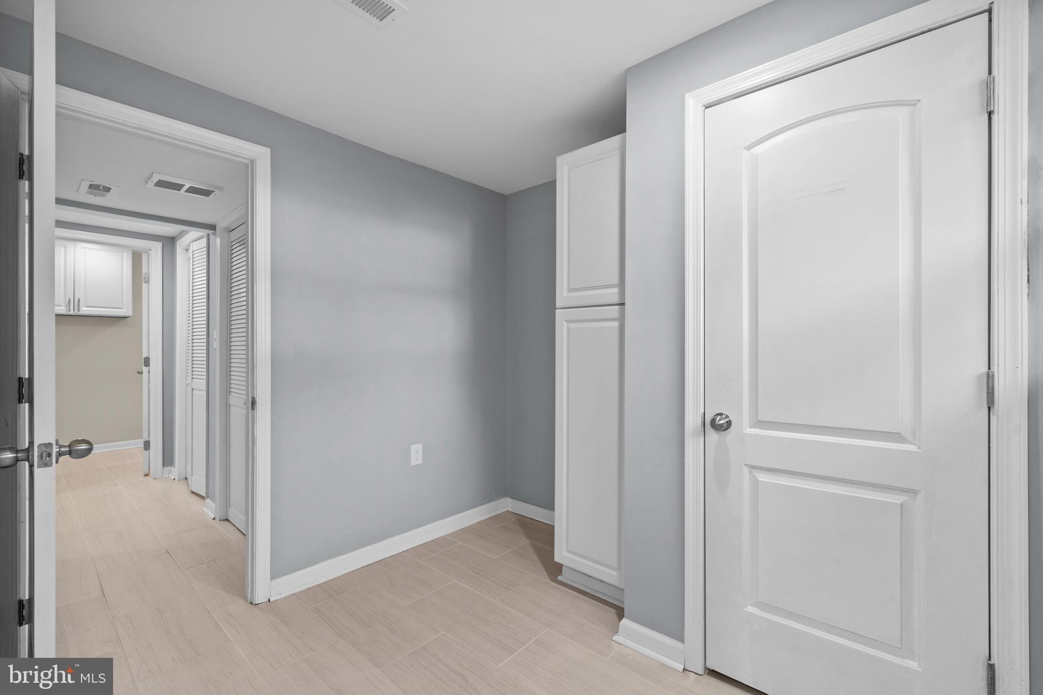 Riva, Maryland, 21140, United States, 5 Bedrooms Bedrooms, ,3 BathroomsBathrooms,Residential,For Sale,1984383