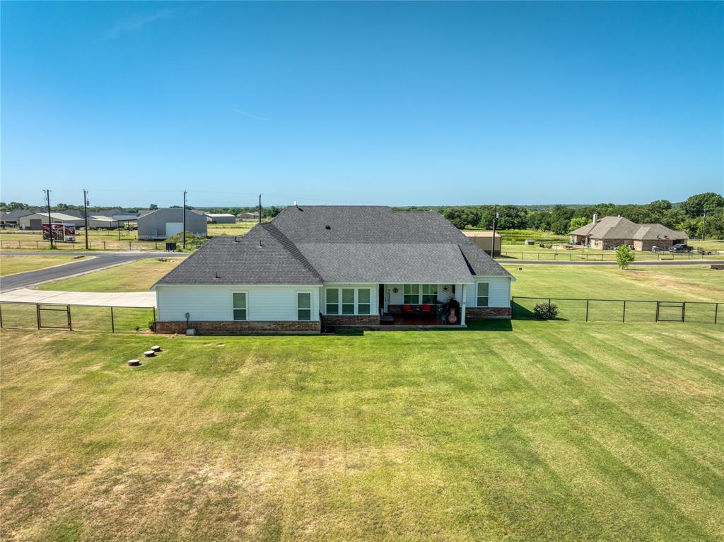 Weatherford, Texas, 76085, United States, 4 Bedrooms Bedrooms, ,2 BathroomsBathrooms,Residential,For Sale,1904359