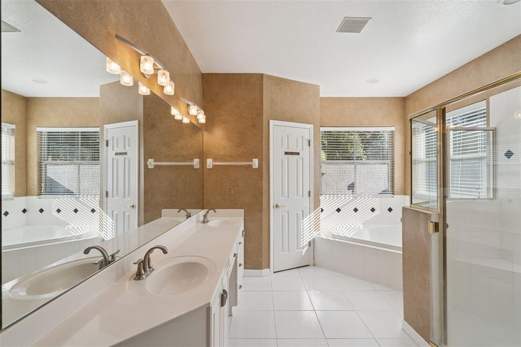 Altamonte Springs, Florida, 32714, United States, 4 Bedrooms Bedrooms, ,4 BathroomsBathrooms,Residential,For Sale,1964766