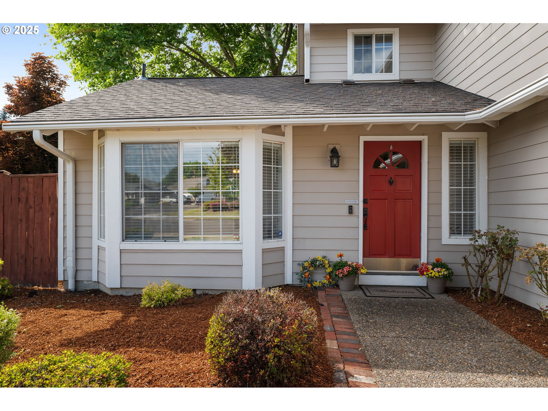 Hillsboro, Oregon, 97124, United States, 3 Bedrooms Bedrooms, ,2 BathroomsBathrooms,Residential,For Sale,1865919