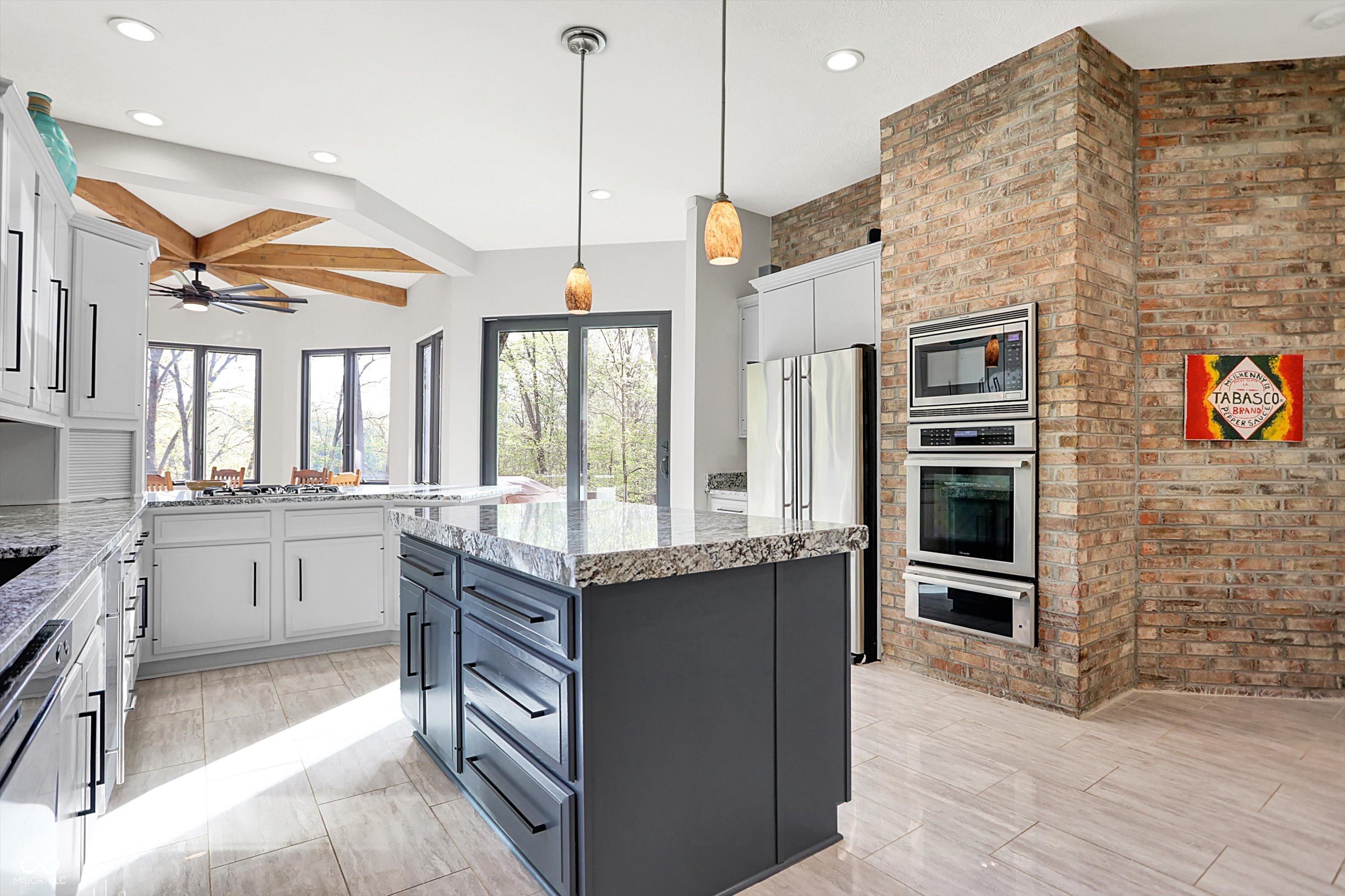 Trafalgar, Indiana, 46181, United States, 4 Bedrooms Bedrooms, ,4 BathroomsBathrooms,Residential,For Sale,1981773