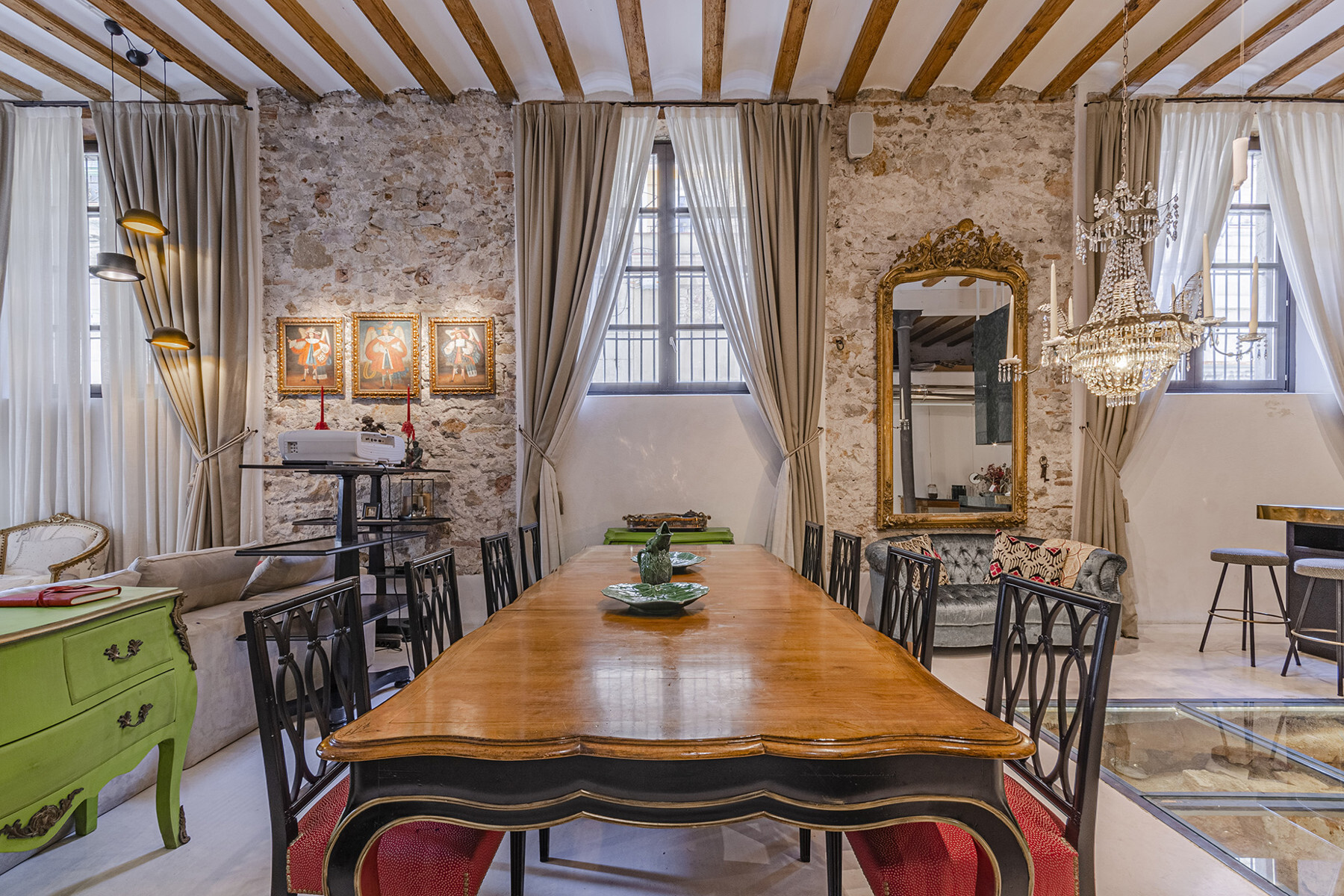  Renovated apartment with historical character in the Barri Gòtic - 物件實景