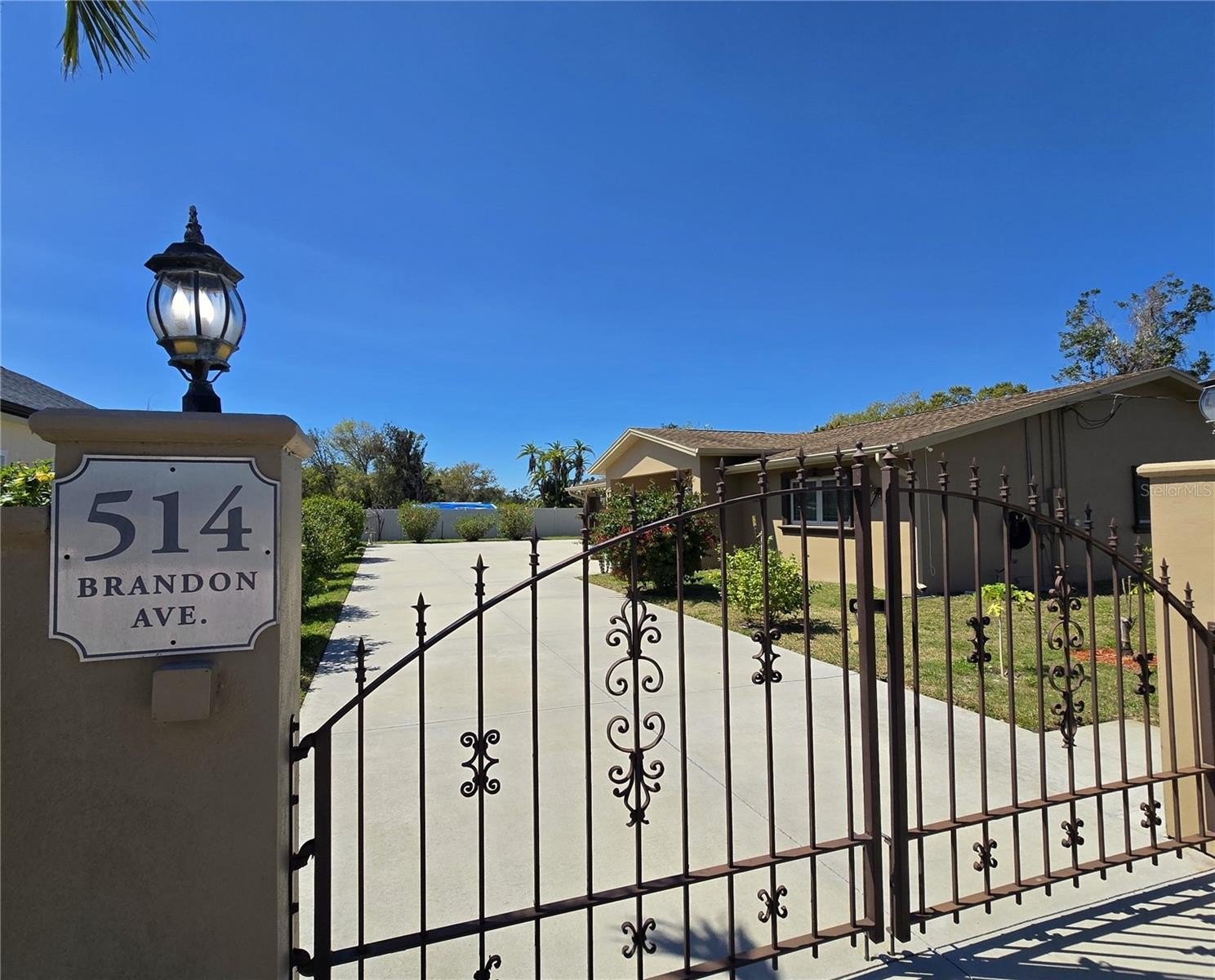 CLEARWATER, Florida, 33765, United States, 5 Bedrooms Bedrooms, ,3 BathroomsBathrooms,Residential,For Sale,2006178