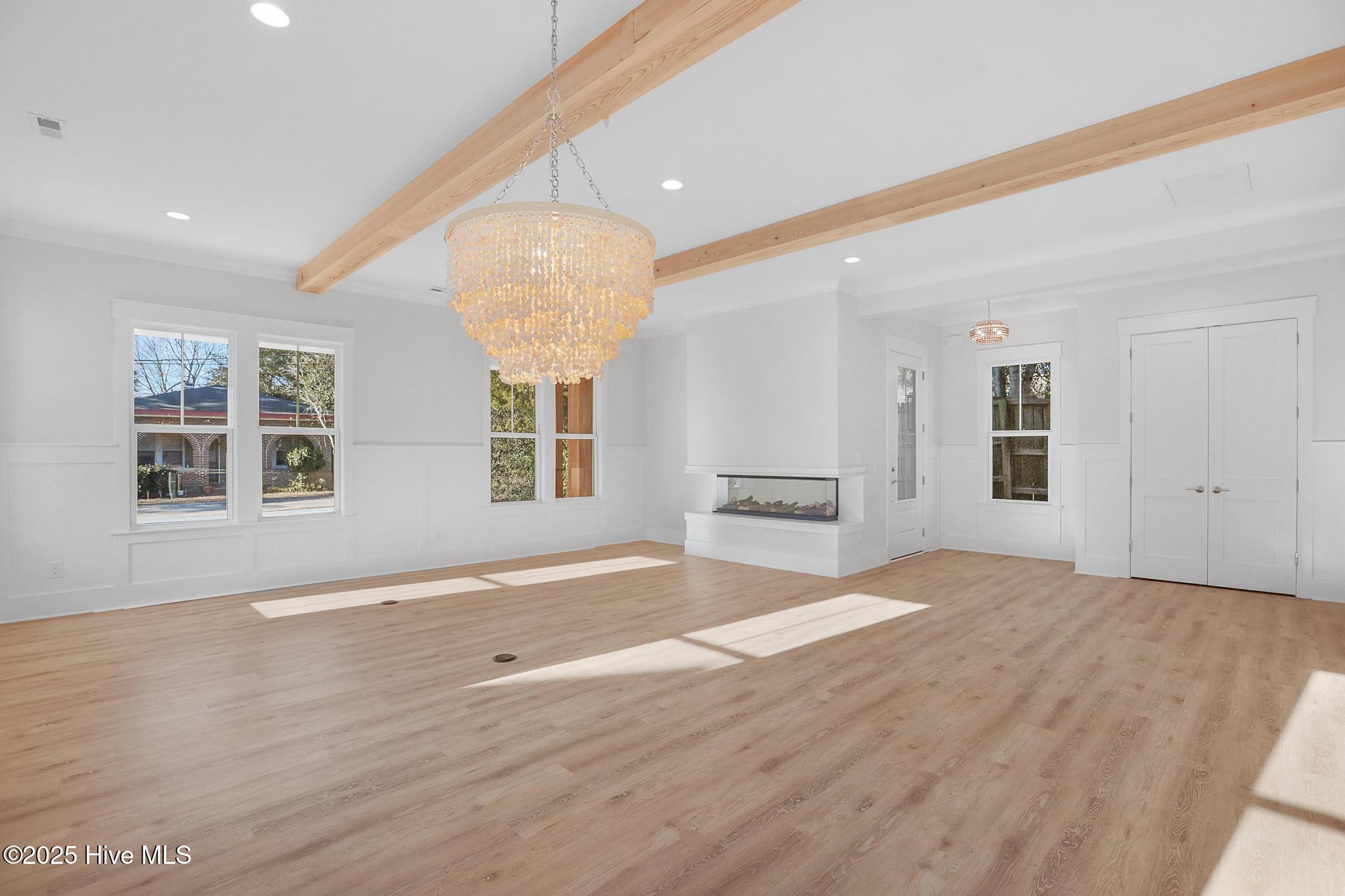 104 Pecan Avenue, Wilmington, North Carolina, 28403, United States, 5 Bedrooms Bedrooms, ,5 BathroomsBathrooms,Residential,For Sale,104 Pecan Avenue,1554082