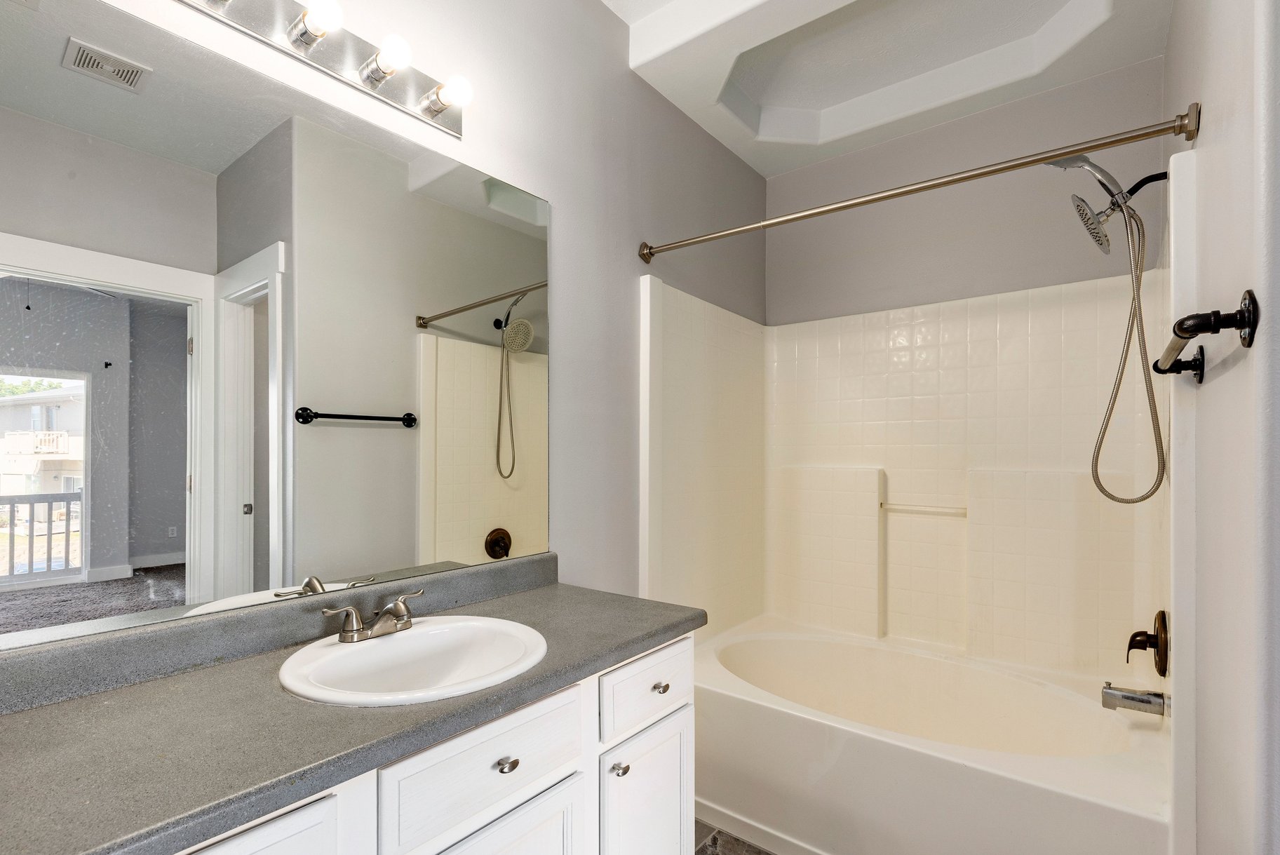  Turn-key Aspen Springs Gem in Riverton, Utah - 物件實景