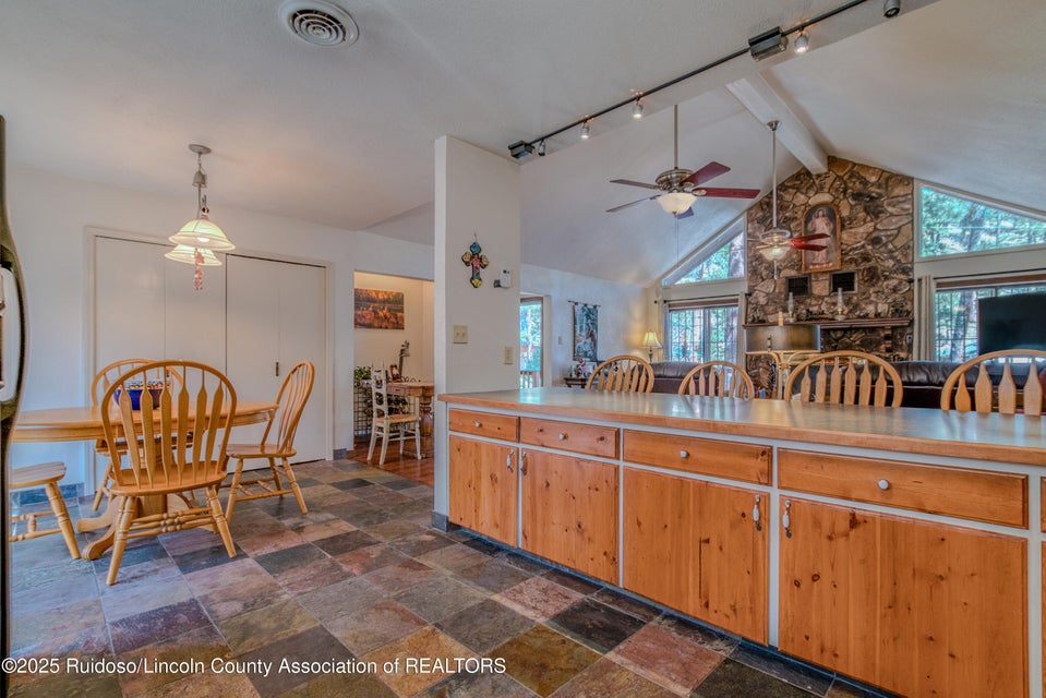 Ruidoso, New Mexico, 88345, United States, 3 Bedrooms Bedrooms, ,3 BathroomsBathrooms,Residential,For Sale,1977803