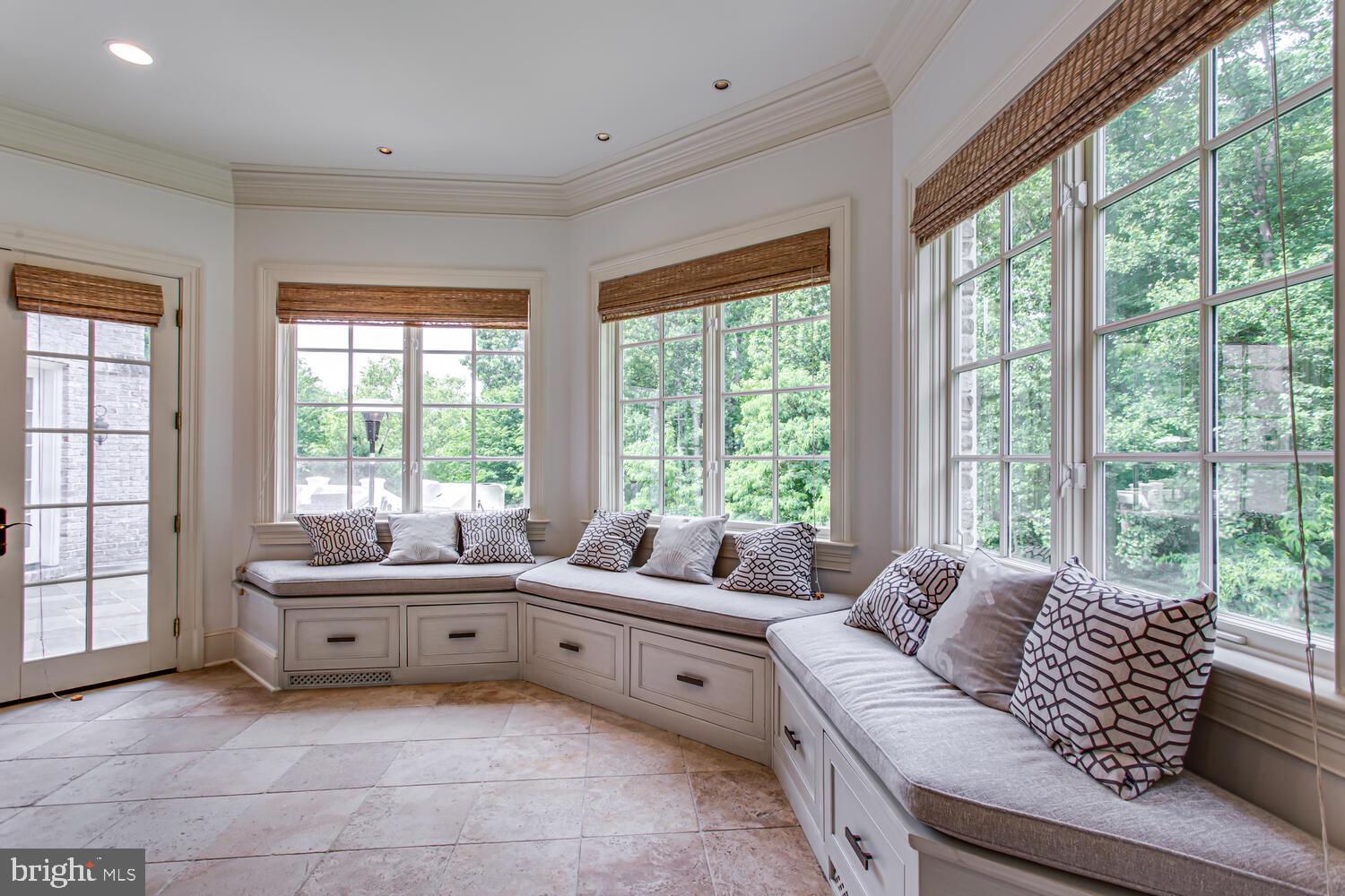 Mclean, Virginia, 22102, United States, 7 Bedrooms Bedrooms, ,10 BathroomsBathrooms,Residential,For Sale,1842537