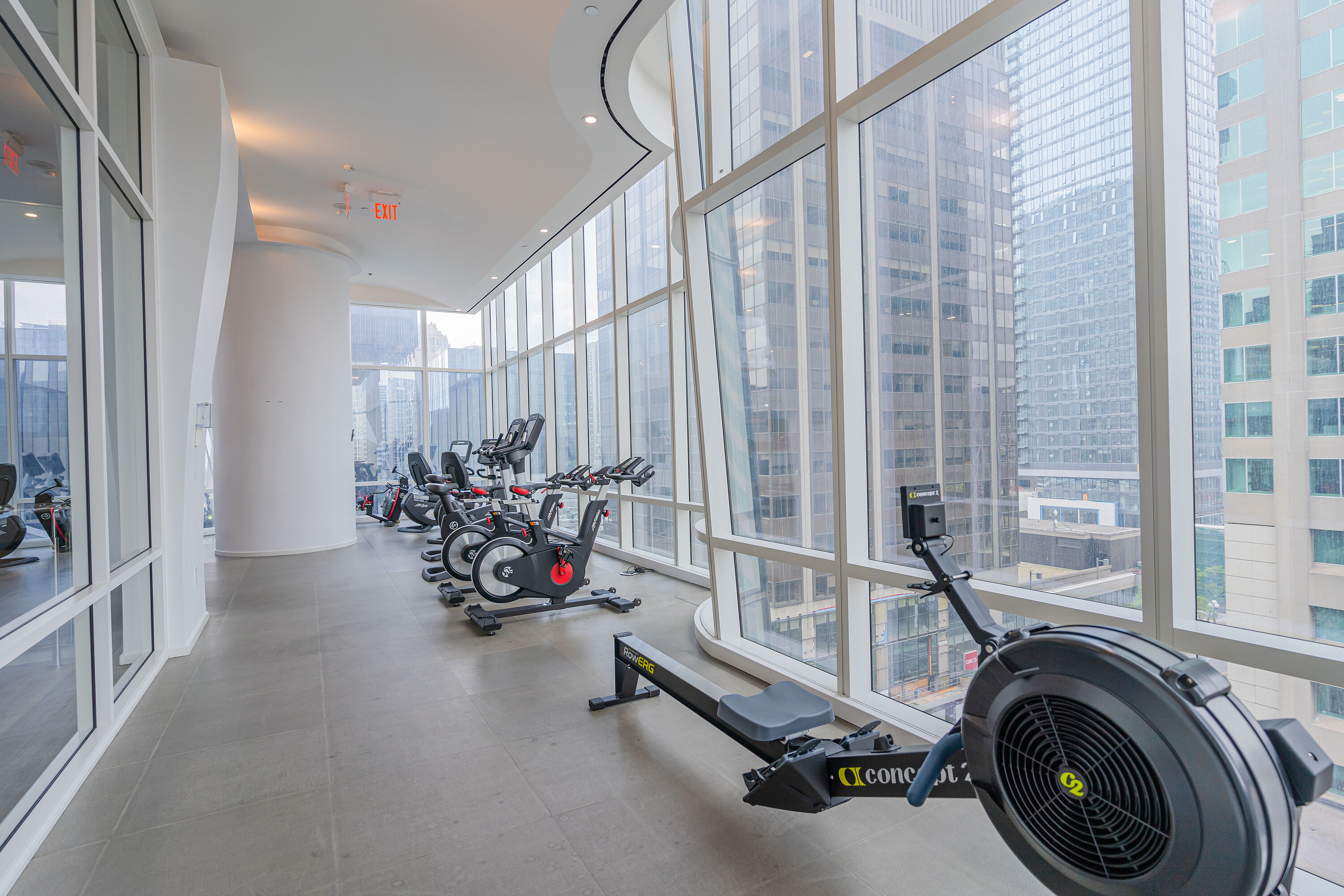  One Bloor - 物件實景