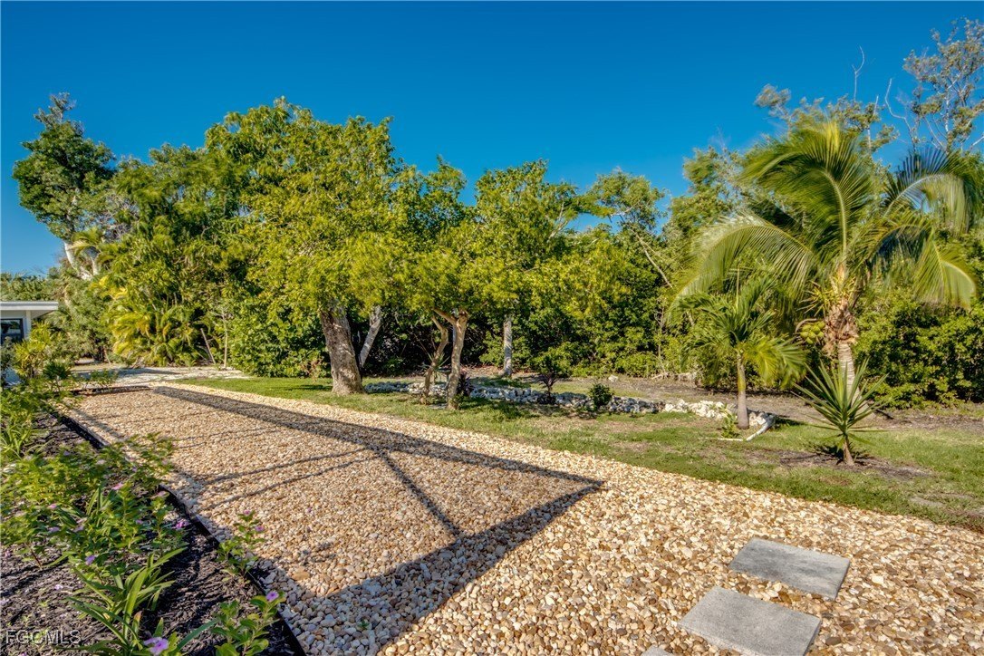 Fort Myers Beach, Florida, 33931, United States, 3 Bedrooms Bedrooms, ,2 BathroomsBathrooms,Residential,For Sale,1975143