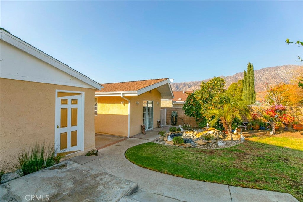 Sunland, California, 91040, United States, 3 Bedrooms Bedrooms, ,2 BathroomsBathrooms,Residential,For Sale,1997333