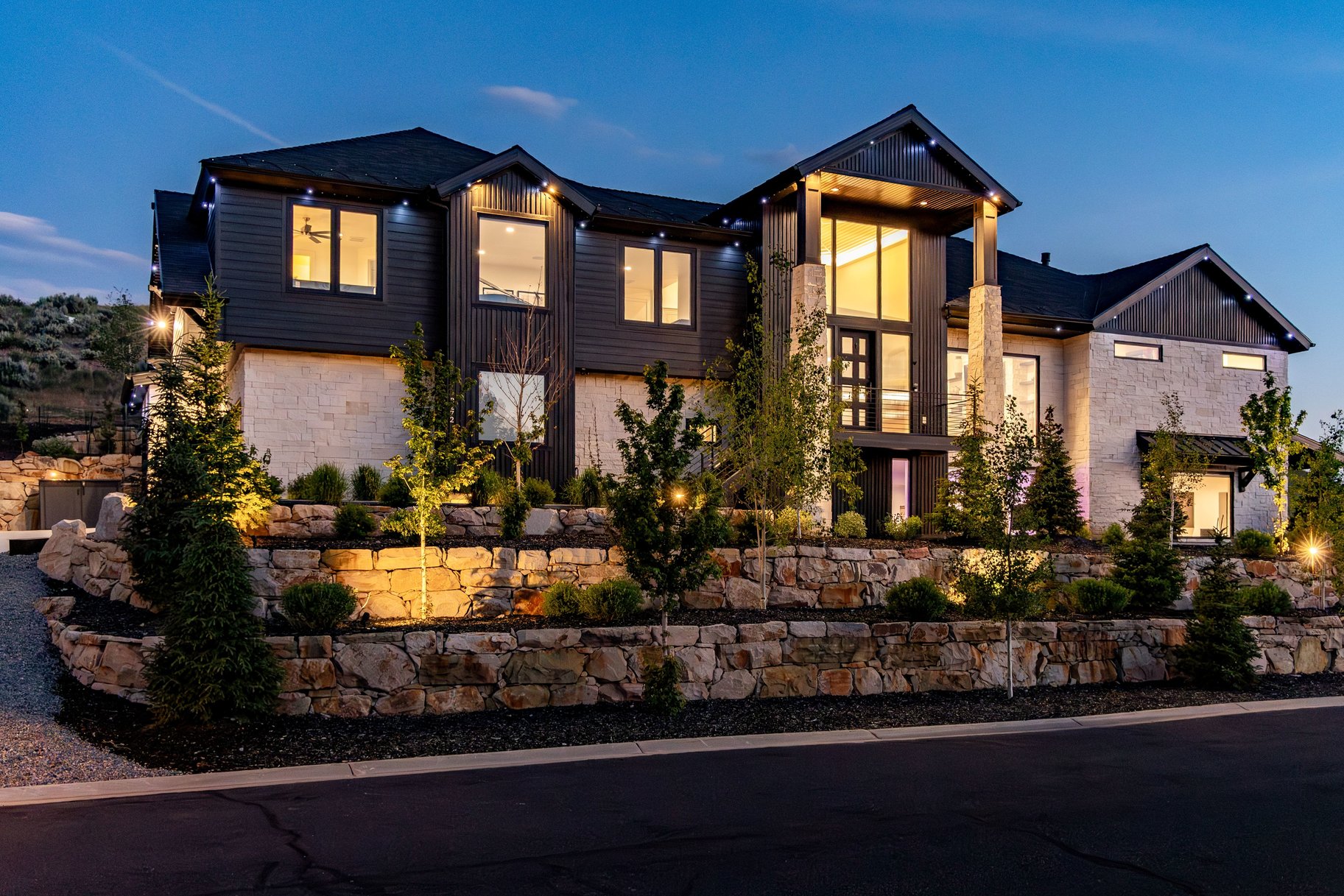  Nearly New Luxury Home with ADU, Views & Chef