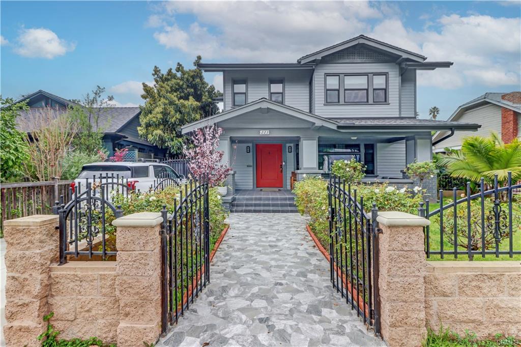 Los ANgeles, California, 90004, United States, 5 Bedrooms Bedrooms, ,2 BathroomsBathrooms,Residential,For Sale,1756474