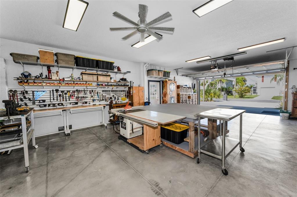 Hernando Beach, Florida, 34607, United States, 3 Bedrooms Bedrooms, ,3 BathroomsBathrooms,Residential,For Sale,1918210