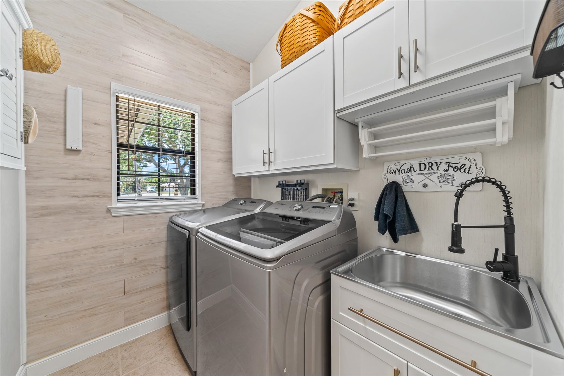  560 Veracruz Boulevard, Indialantic, FL, 32903 - 物件實景