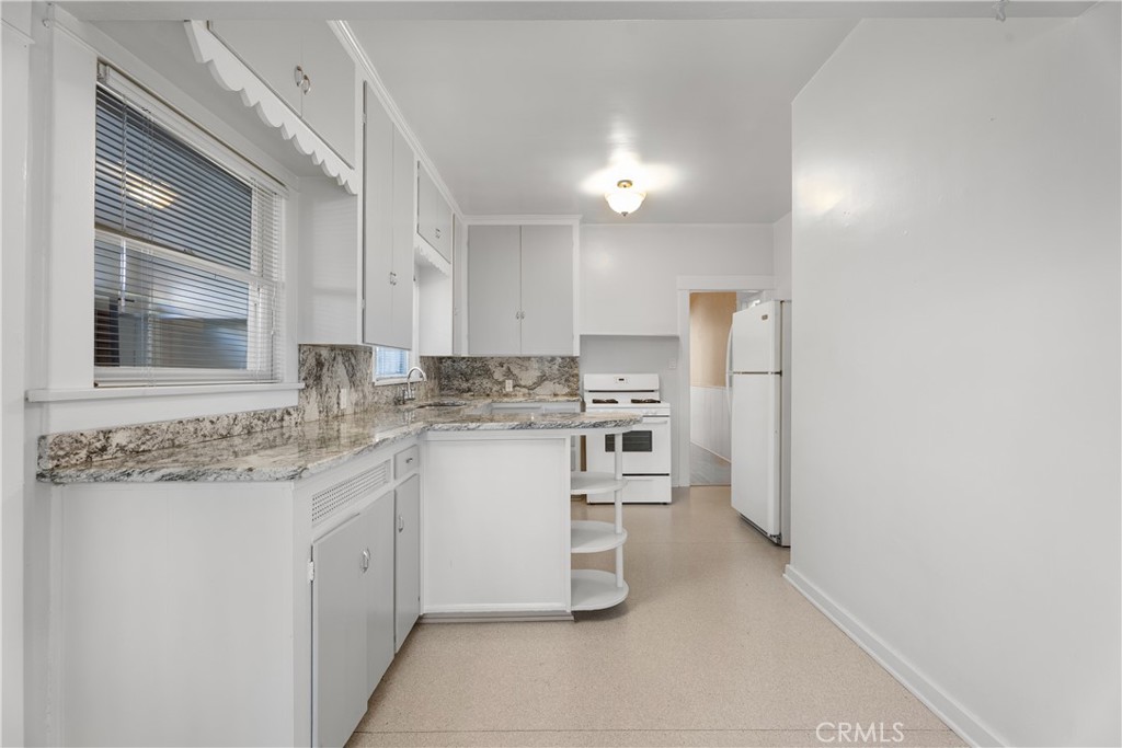 Long Beach, California, 90802, United States, 2 Bedrooms Bedrooms, ,1 BathroomBathrooms,Residential,For Sale,1985541