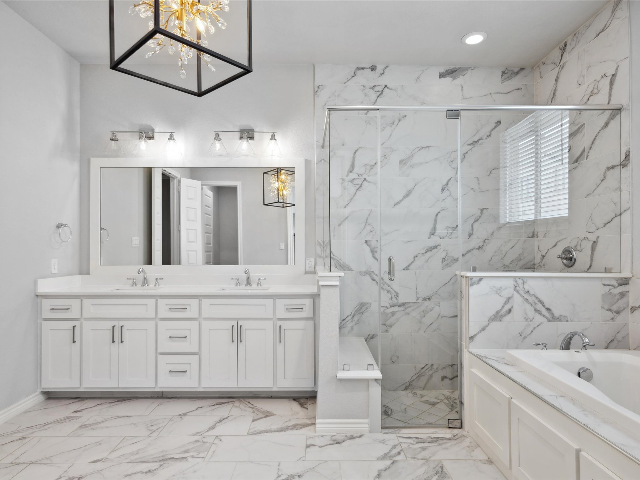 Fort Worth, Texas, 76114, United States, 3 Bedrooms Bedrooms, ,5 BathroomsBathrooms,Residential,For Sale,1922008