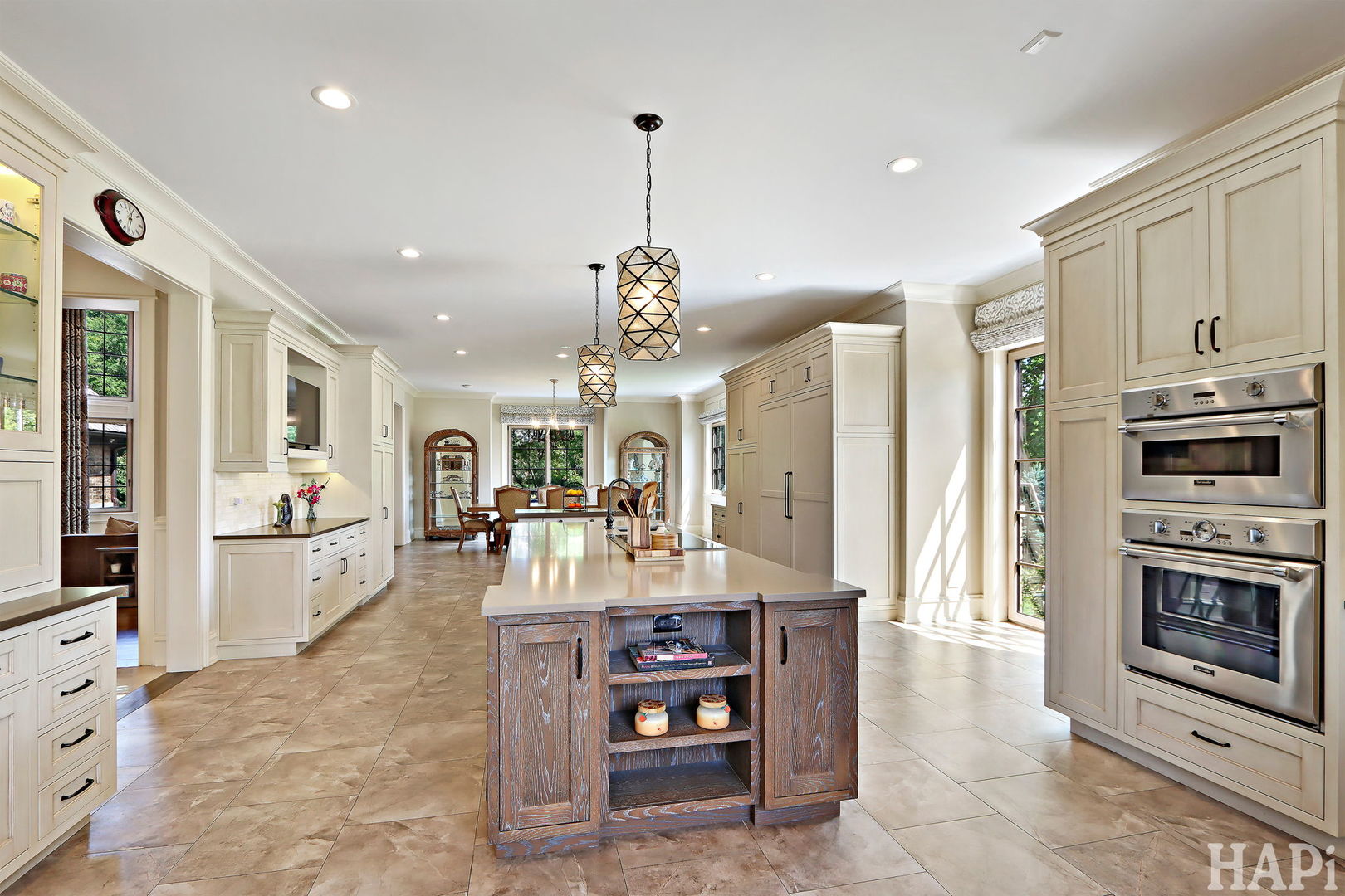South Barrington, Illinois, 60010, United States, 5 Bedrooms Bedrooms, ,6 BathroomsBathrooms,Residential,For Sale,1947968