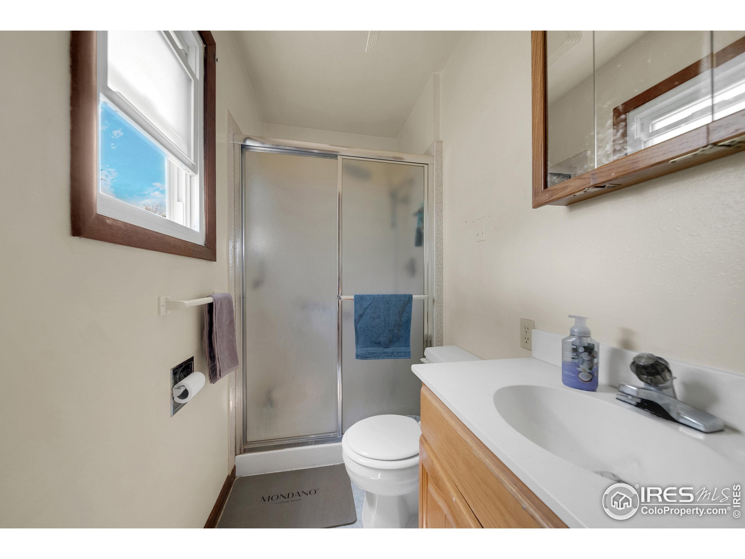 Brush, Colorado, 80723, United States, 5 Bedrooms Bedrooms, ,2 BathroomsBathrooms,Residential,For Sale,1915301