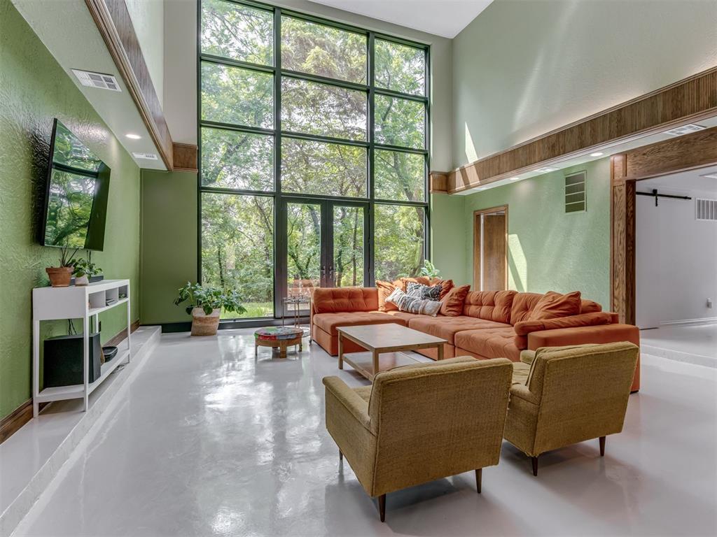 Oklahoma City, Oklahoma, 73131, United States, 4 Bedrooms Bedrooms, ,5 BathroomsBathrooms,Residential,For Sale,1919508