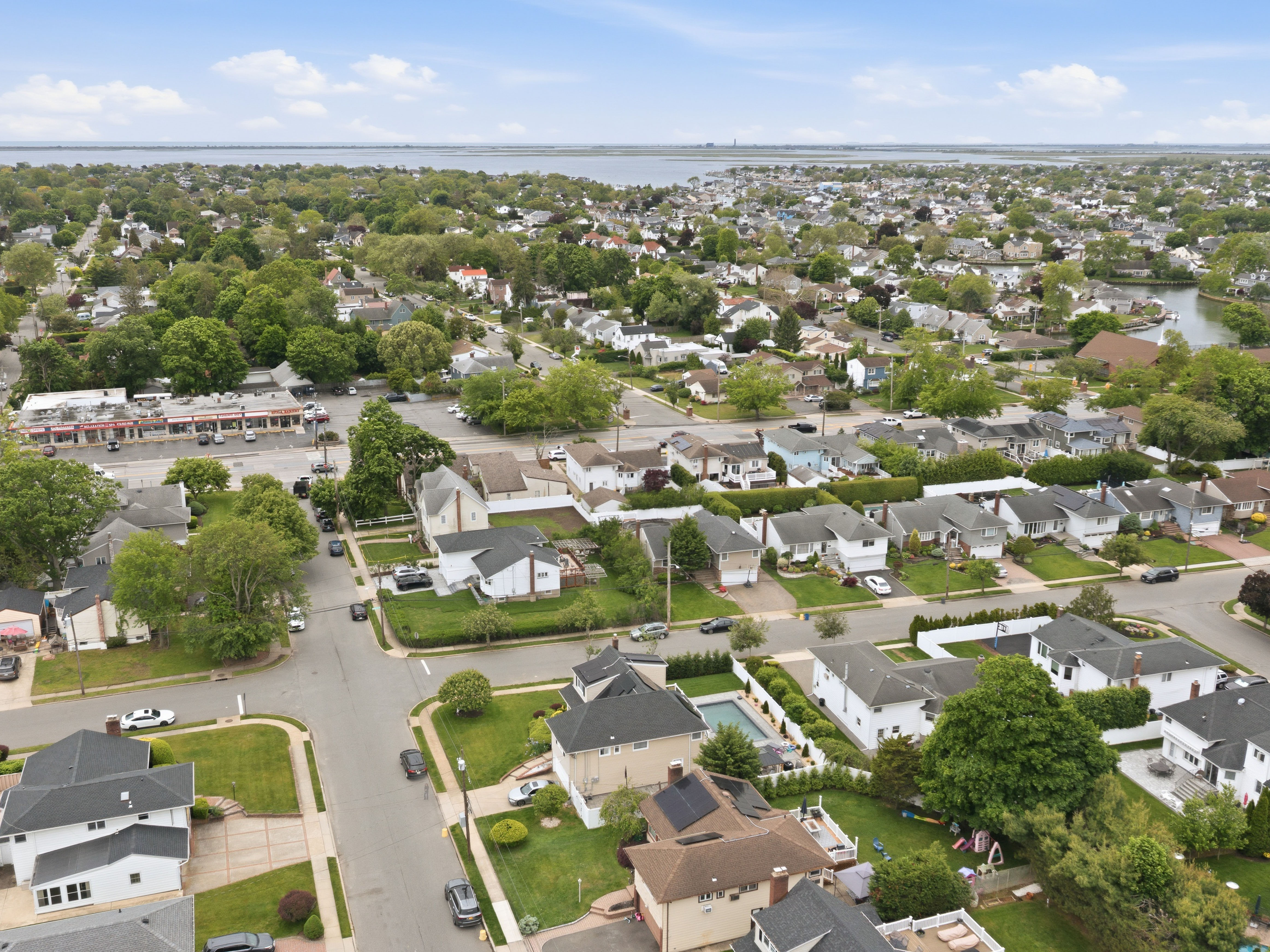 70 Polo Road, Massapequa, NY 11758 - 物件實景