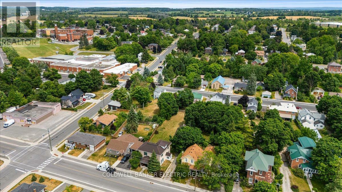 TRENT HILLS (CAMPBELLFORD), Ontario, K0L 1L0, CA, 3 Bedrooms Bedrooms, ,1 BathroomBathrooms,Residential,For Sale,1883318