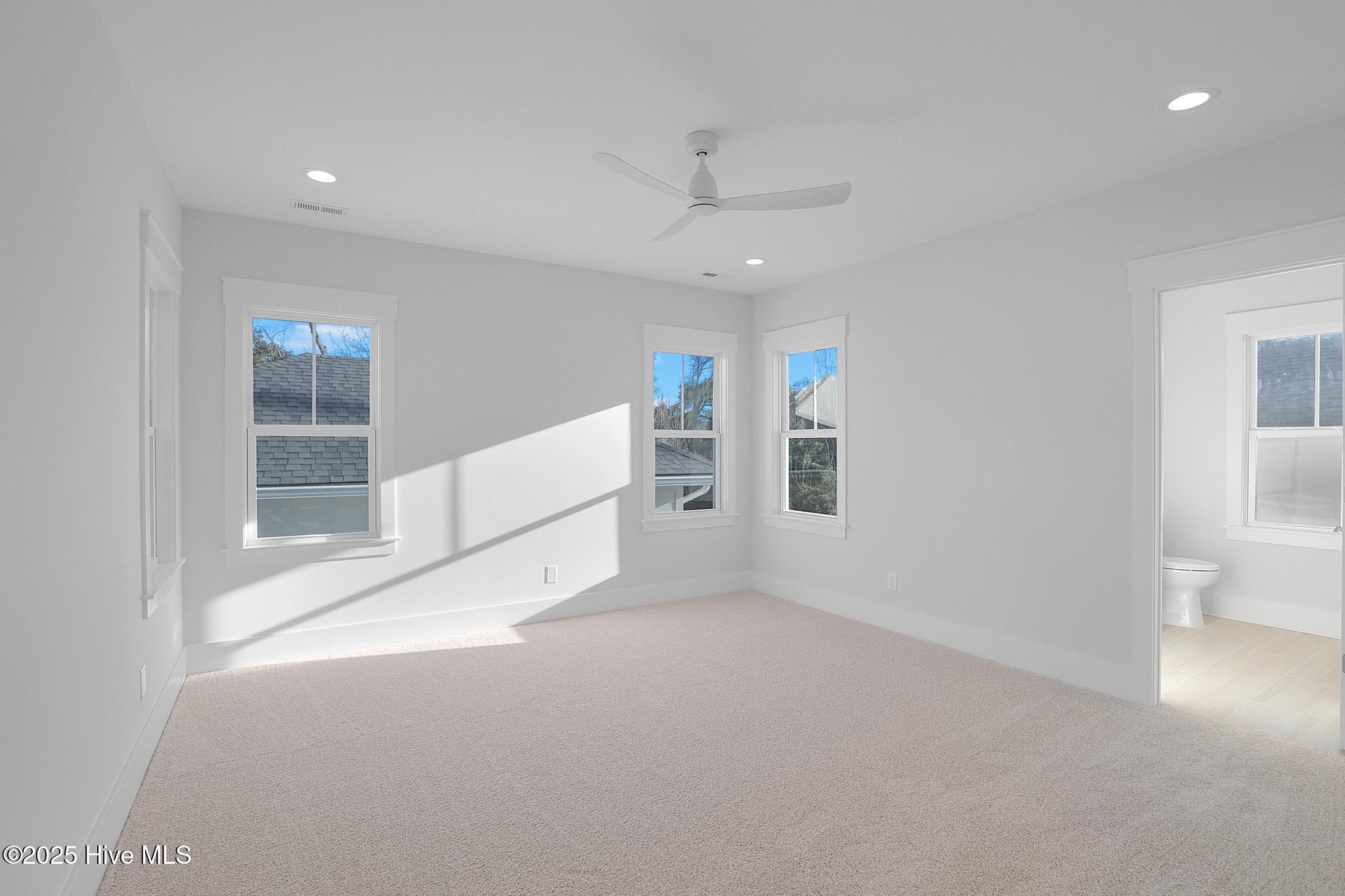 104 Pecan Avenue, Wilmington, North Carolina, 28403, United States, 5 Bedrooms Bedrooms, ,5 BathroomsBathrooms,Residential,For Sale,104 Pecan Avenue,1554082