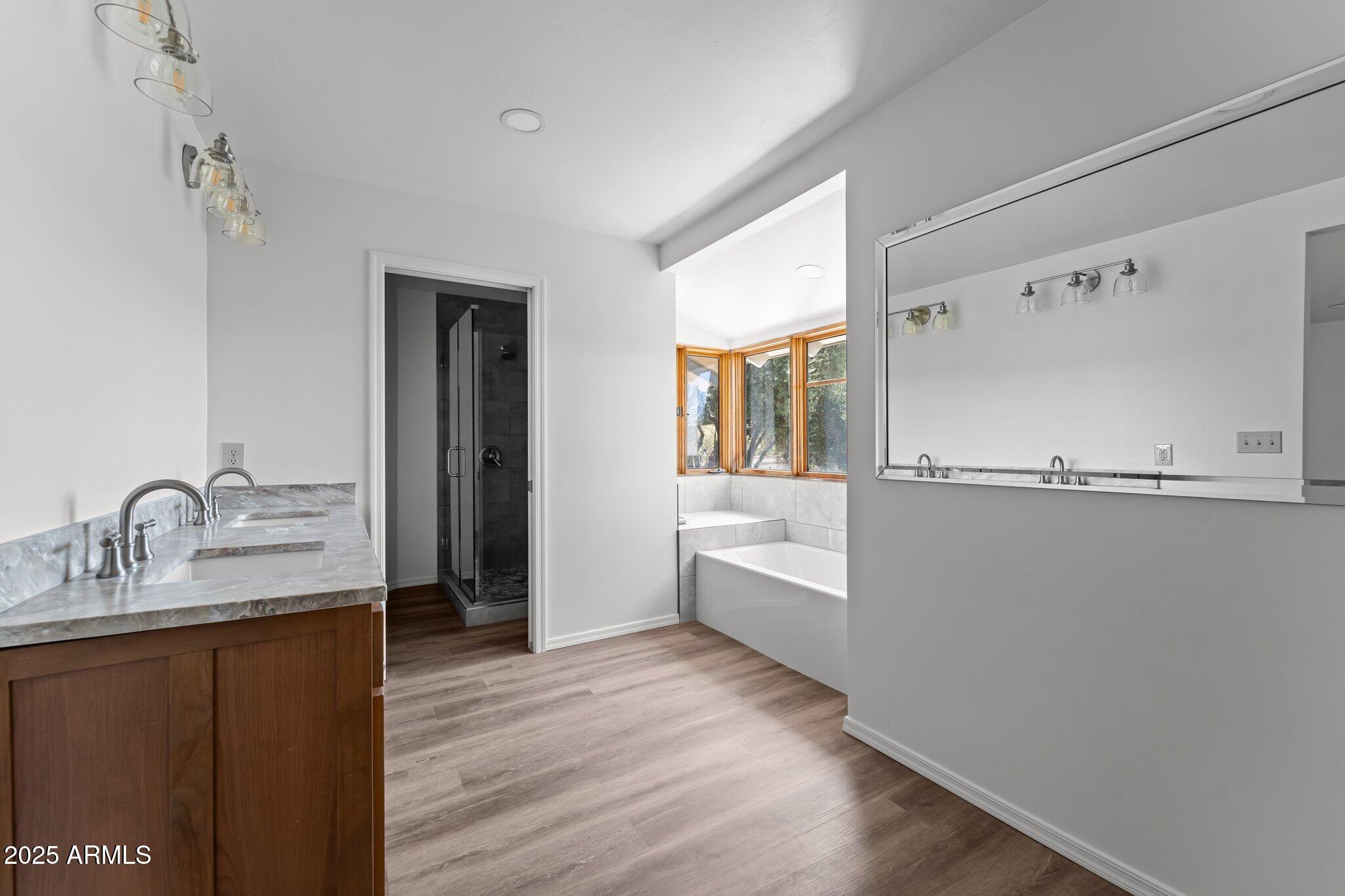 Wickenburg, Arizona, 85390, United States, 4 Bedrooms Bedrooms, ,3 BathroomsBathrooms,Residential,For Sale,1973921