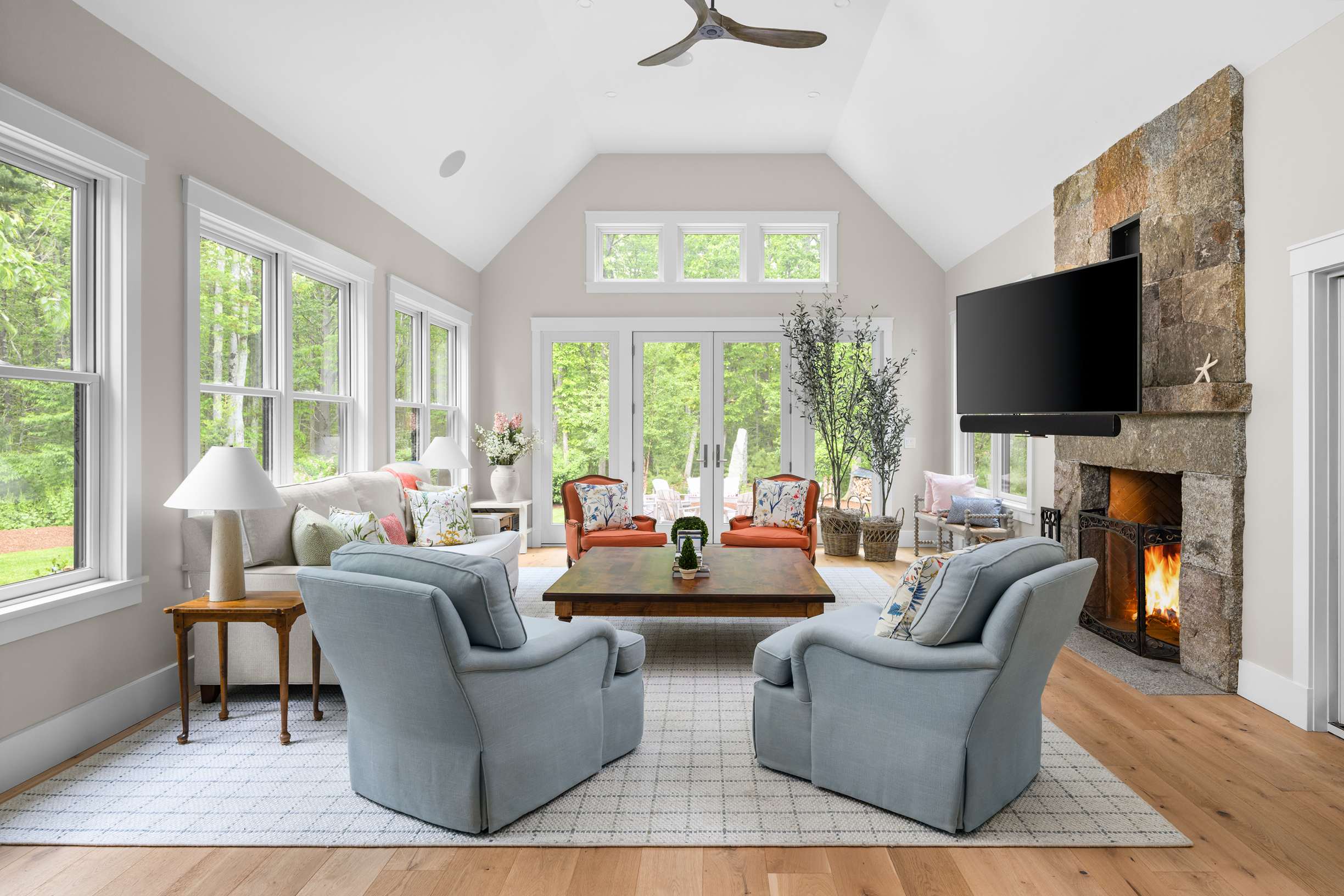  Custom Built Farmhouse in Cape Neddick - 物件實景
