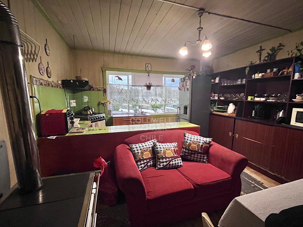 Puerto Montt, Chile, 7 Bedrooms Bedrooms, ,3 BathroomsBathrooms,Residential,For Sale,1991776