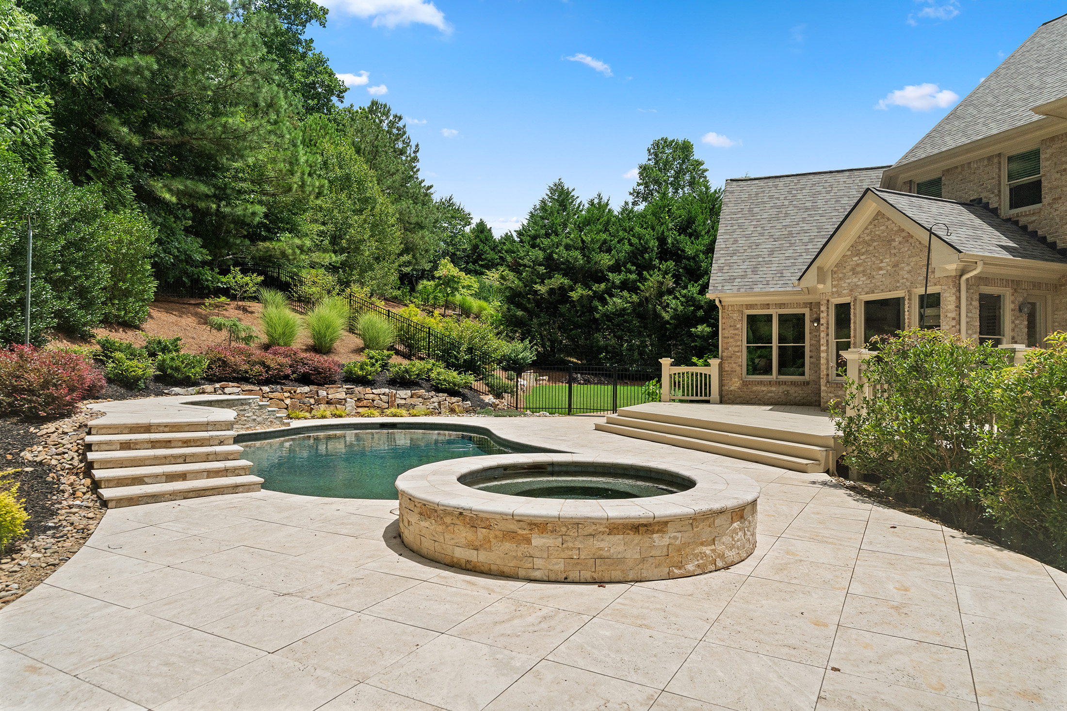 Luxury Living Centered Around a Stunning New Pool and Spa - 物件實景