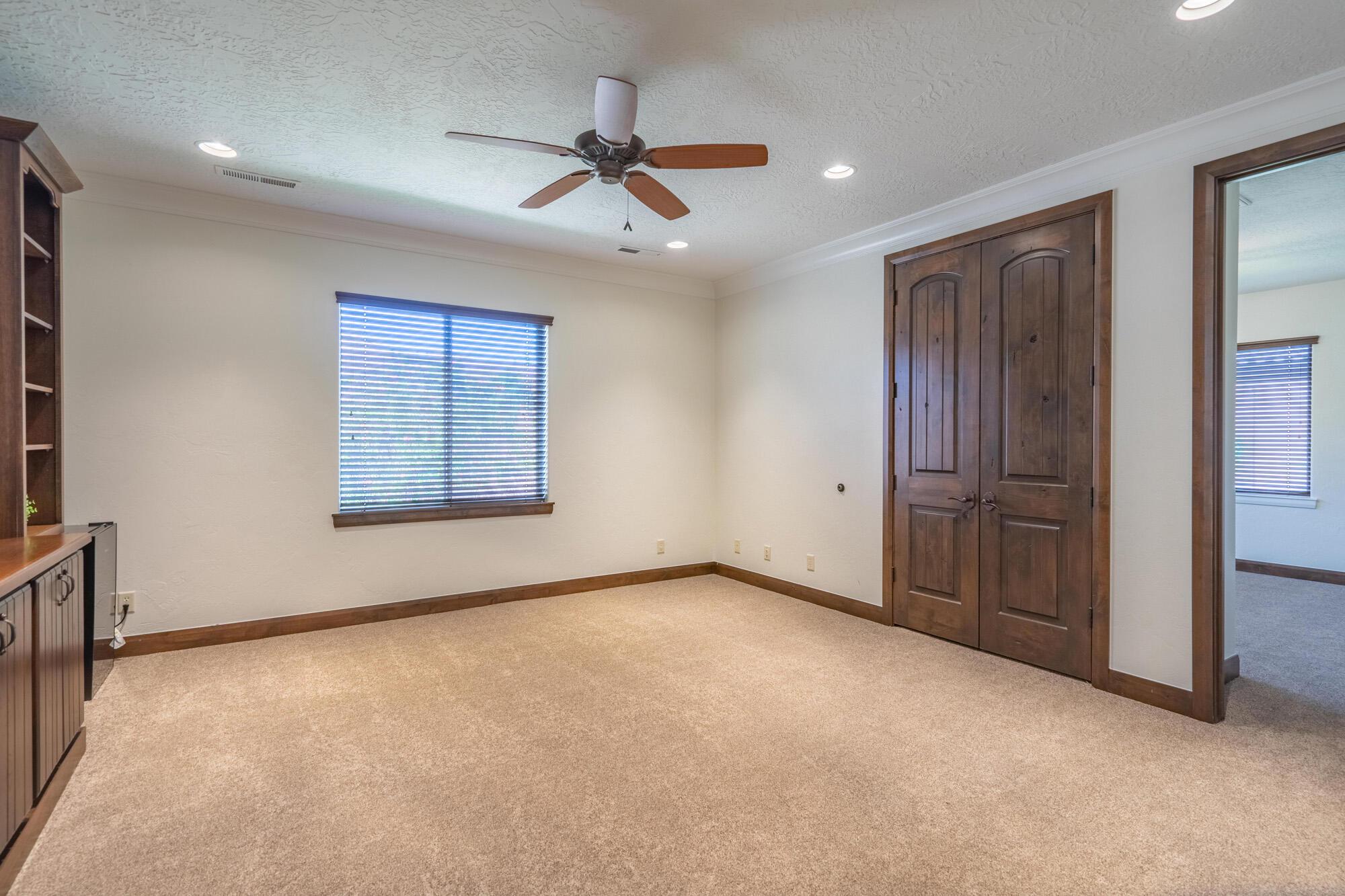 Washington, Utah, 84780, United States, 4 Bedrooms Bedrooms, ,2 BathroomsBathrooms,Residential,For Sale,2009720