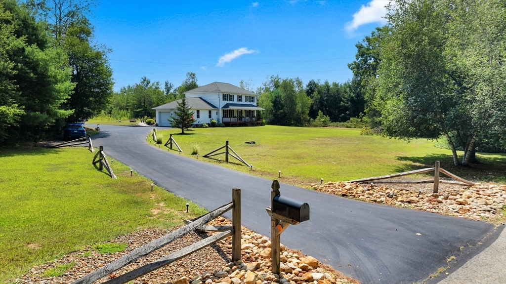North Brookfield, Massachusetts, 01535, United States, 3 Bedrooms Bedrooms, ,3 BathroomsBathrooms,Residential,For Sale,2038424