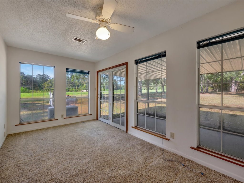 Huntington, Texas, 75949, United States, 4 Bedrooms Bedrooms, ,2 BathroomsBathrooms,Residential,For Sale,1975169