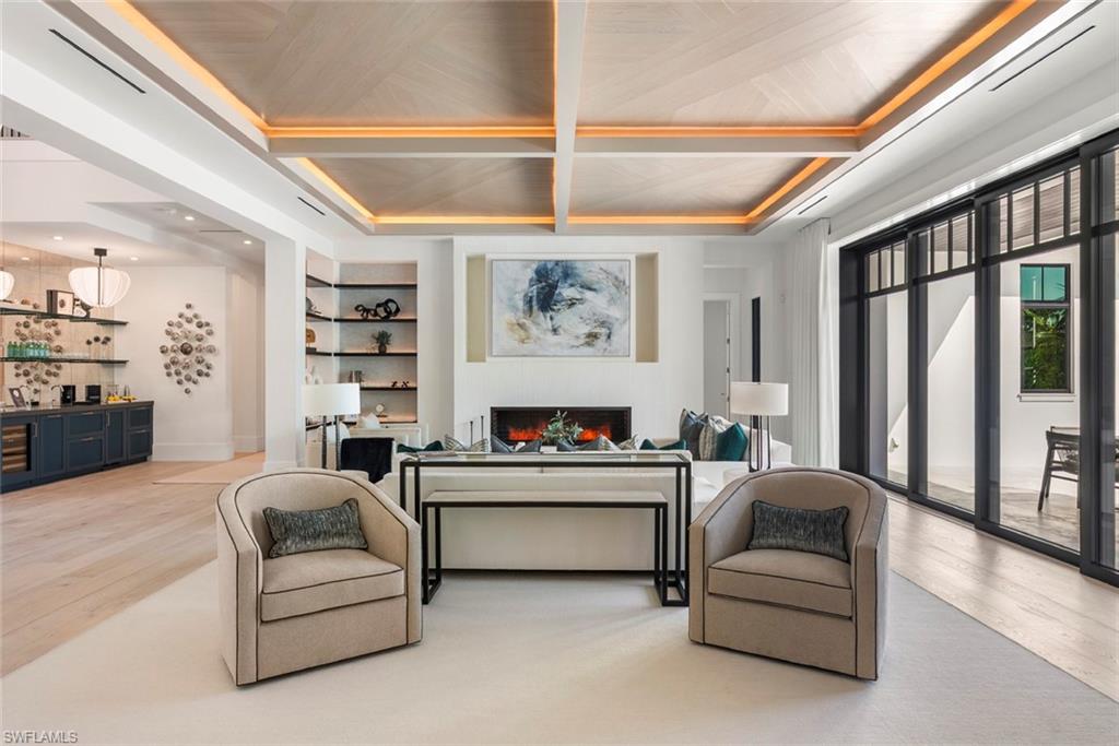 Naples, Florida, 34102, United States, 4 Bedrooms Bedrooms, ,6 BathroomsBathrooms,Residential,For Sale,2003055