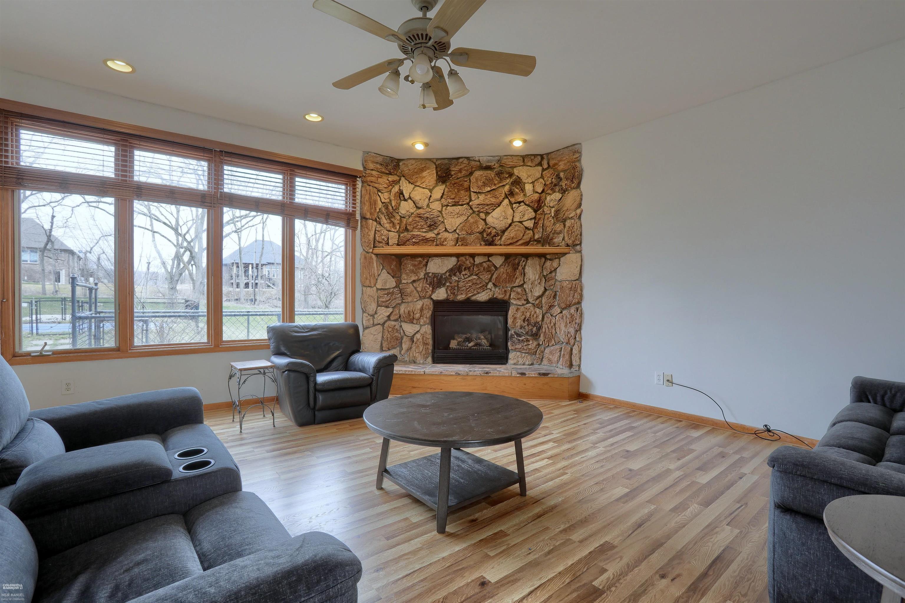 7831 Roberta Lane, Washington, Michigan, 48094, United States, 4 Bedrooms Bedrooms, ,3 BathroomsBathrooms,Residential,For Sale,7831 Roberta Lane,1610130