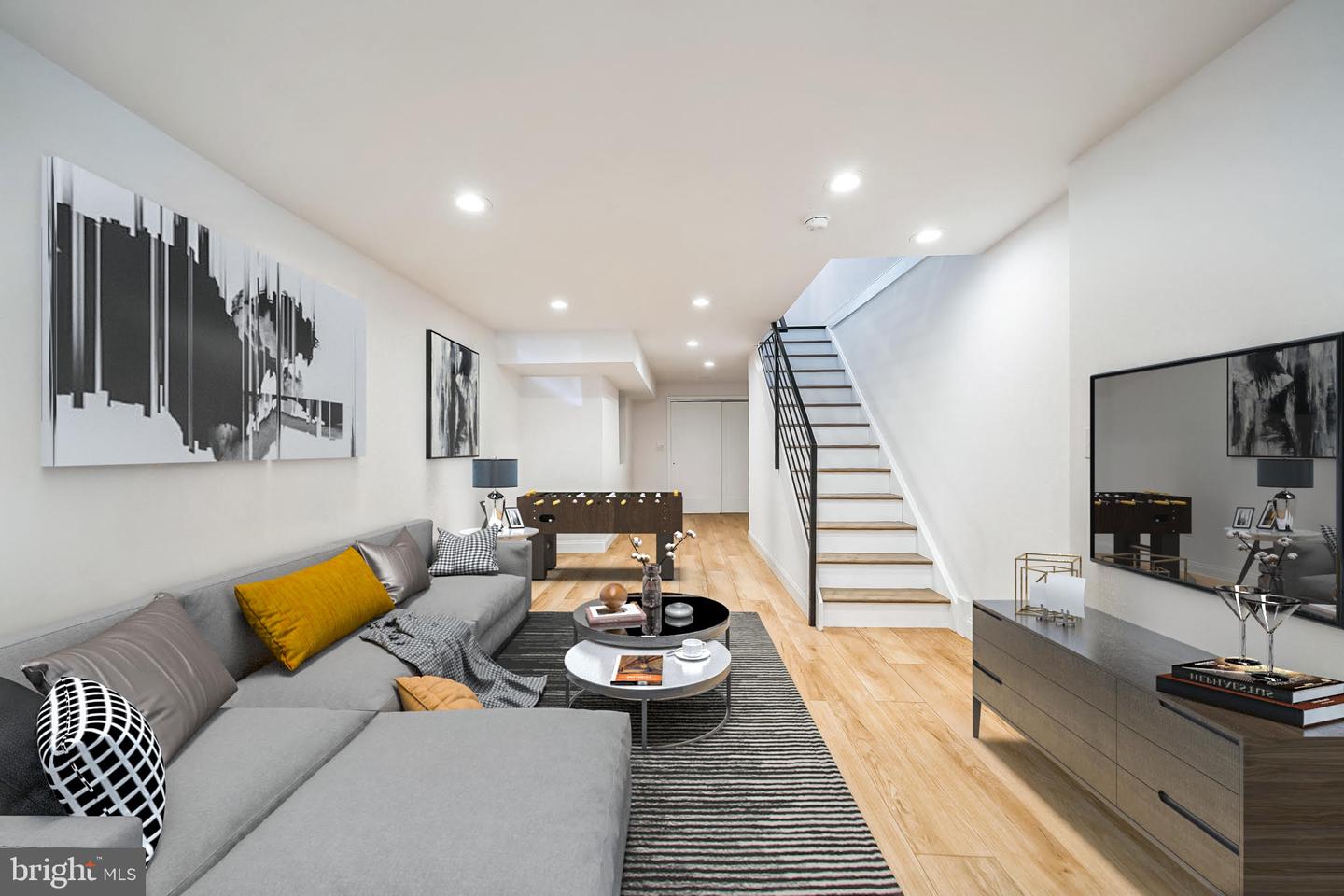 Philadelphia, Pennsylvania, 19130, United States, 4 Bedrooms Bedrooms, ,3 BathroomsBathrooms,Residential,For Sale,1949976