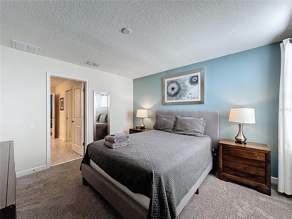 Davenport, Florida, 33896, United States, 8 Bedrooms Bedrooms, ,5 BathroomsBathrooms,Residential,For Sale,1992116