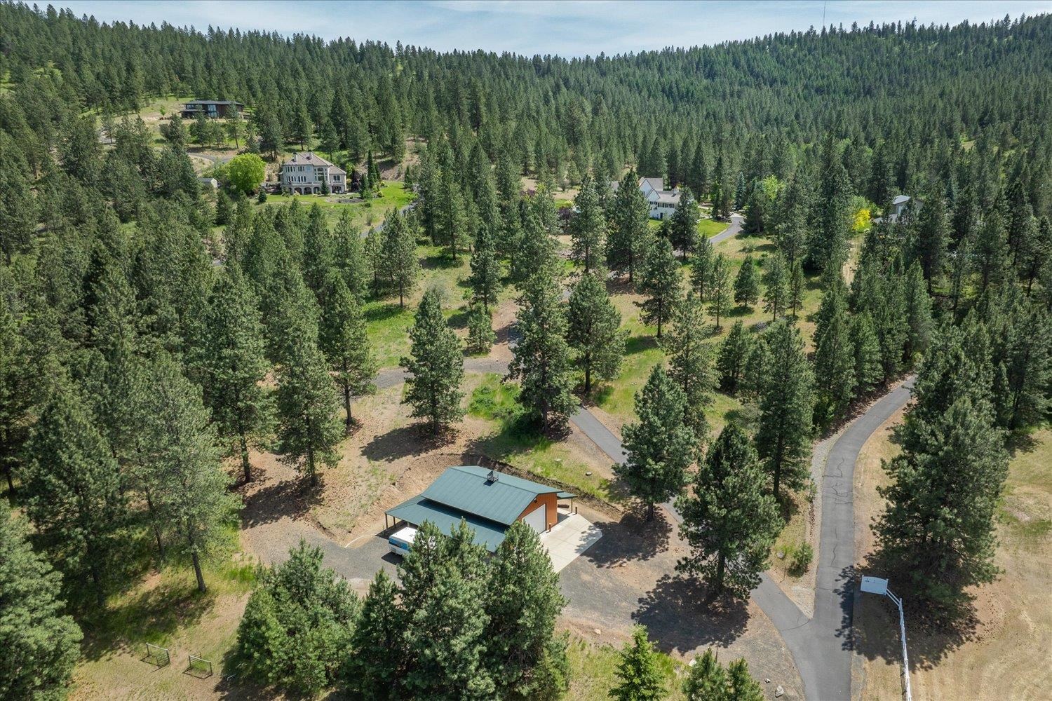 Spokane, Washington, 99212, United States, 4 Bedrooms Bedrooms, ,6 BathroomsBathrooms,Residential,For Sale,1978183