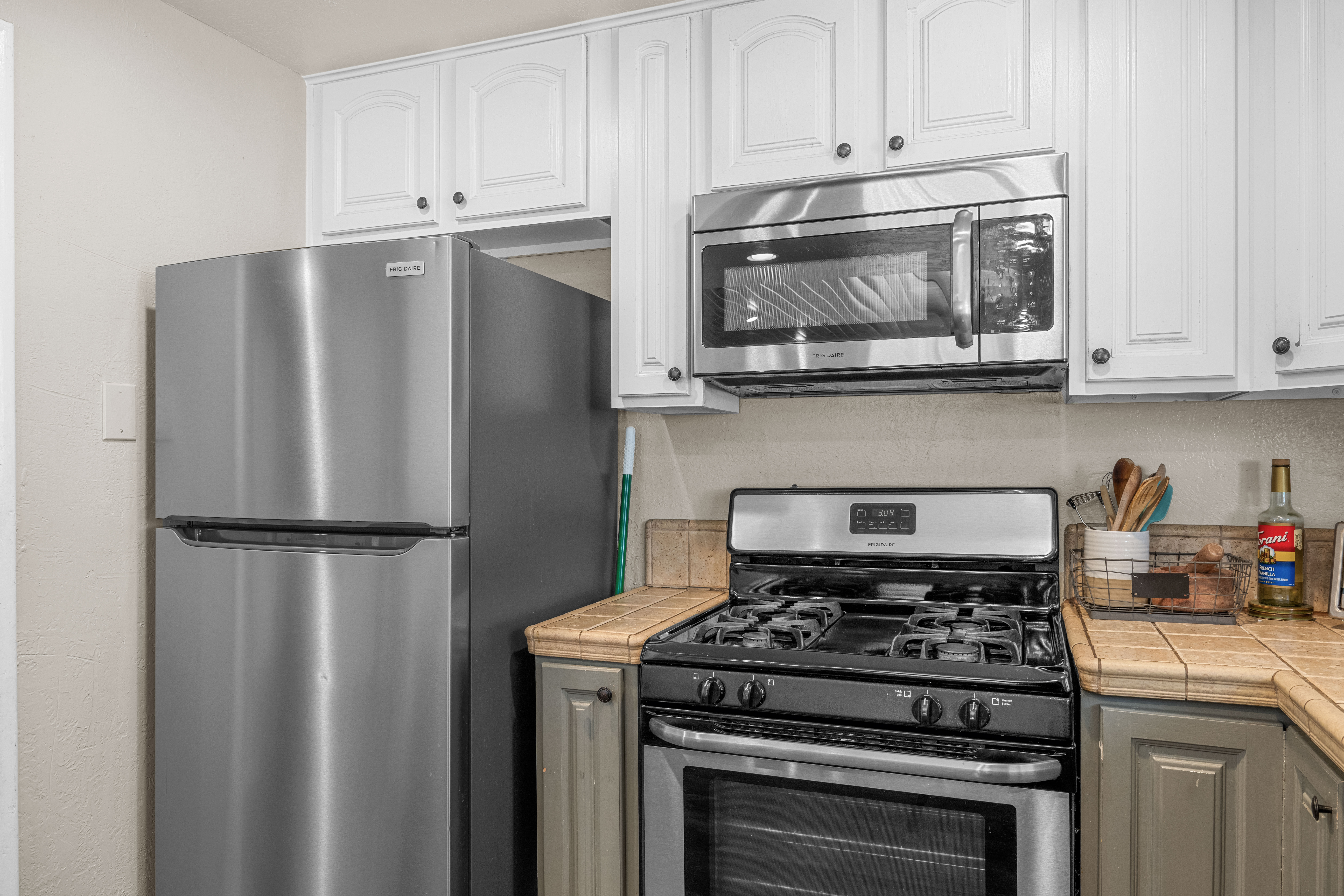  41656 Mcwhinney Lane, Big Bear Lake, CA 92315 - 物件實景
