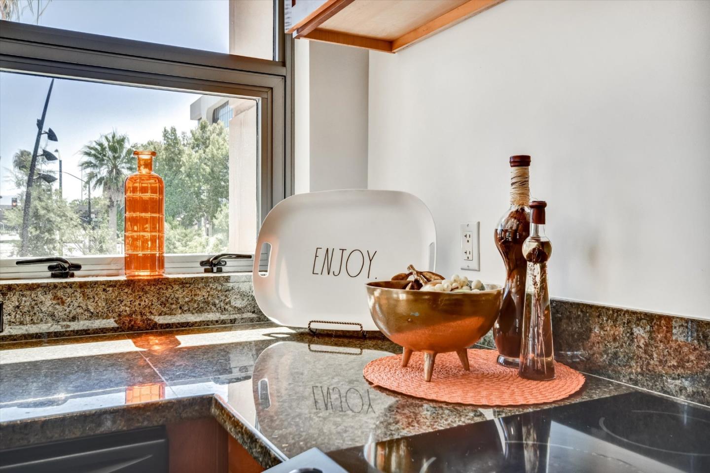 San Jose, California, 95110, United States, 2 Bedrooms Bedrooms, ,2 BathroomsBathrooms,Residential,For Sale,1910782