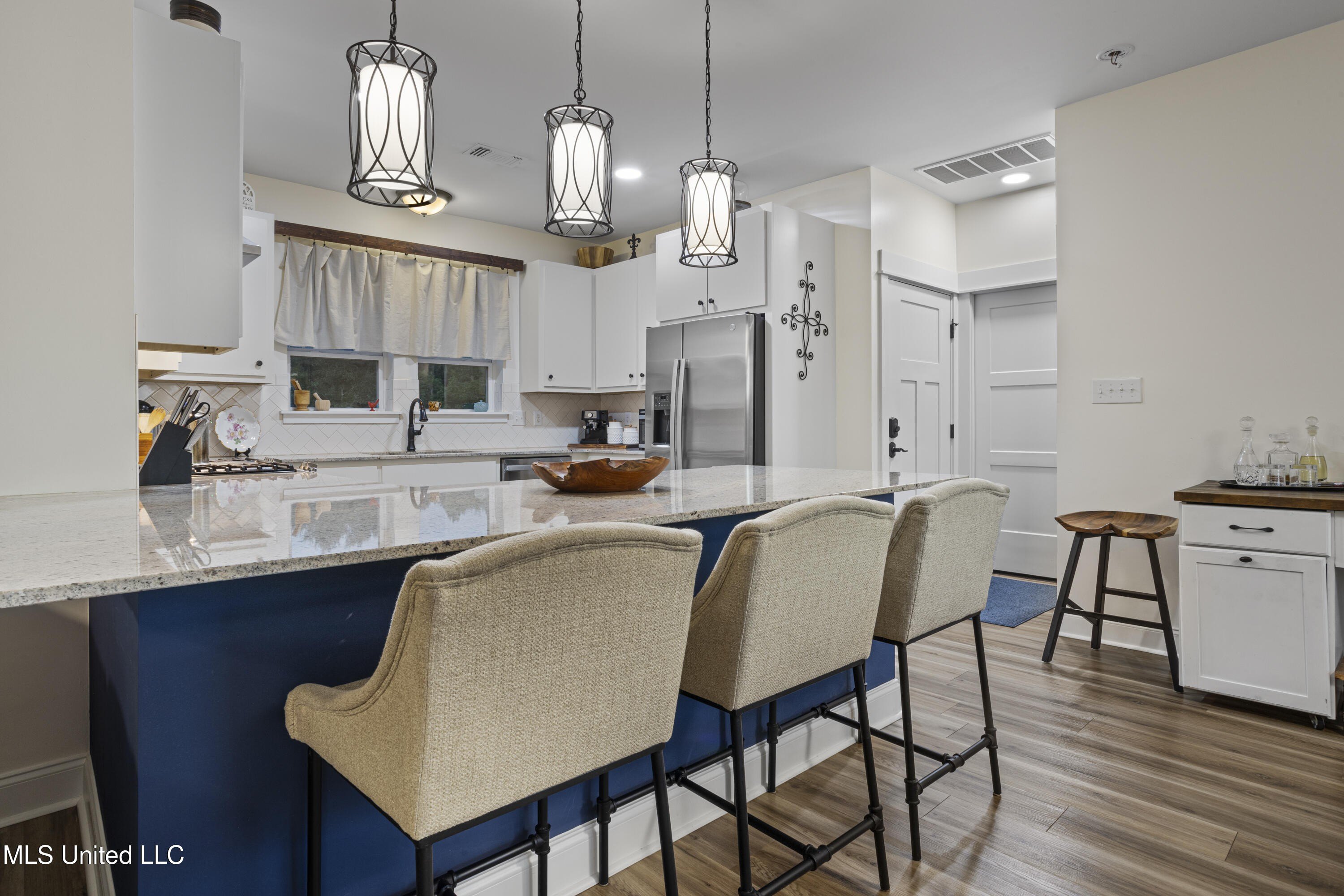 Biloxi, Mississippi, 39532, United States, 3 Bedrooms Bedrooms, ,2 BathroomsBathrooms,Residential,For Sale,1977192