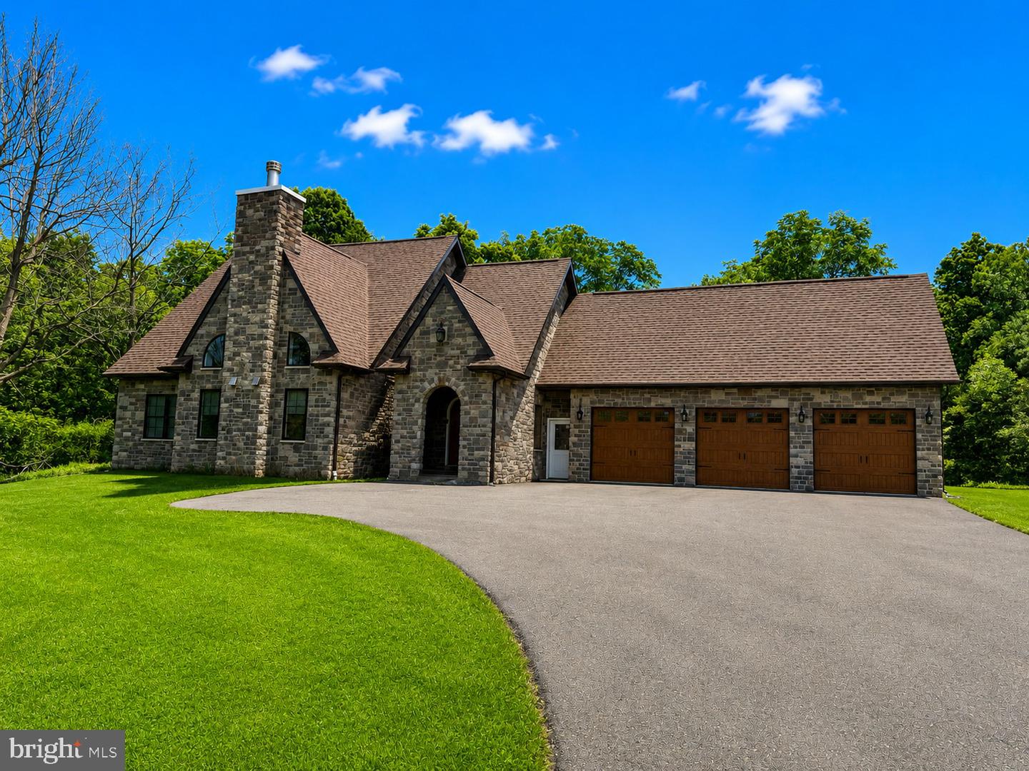 Barbers Hill Rd, Frostburg, MD 21532