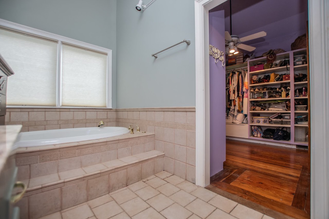 Carrollton, Georgia, 30117, United States, 4 Bedrooms Bedrooms, ,5 BathroomsBathrooms,Residential,For Sale,1861249