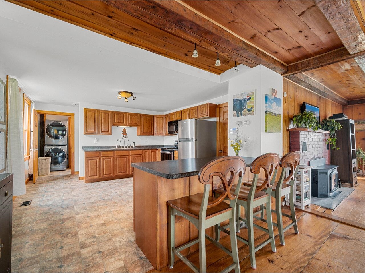 Washington, Vermont, 05675, United States, 3 Bedrooms Bedrooms, ,1 BathroomBathrooms,Residential,For Sale,1827981