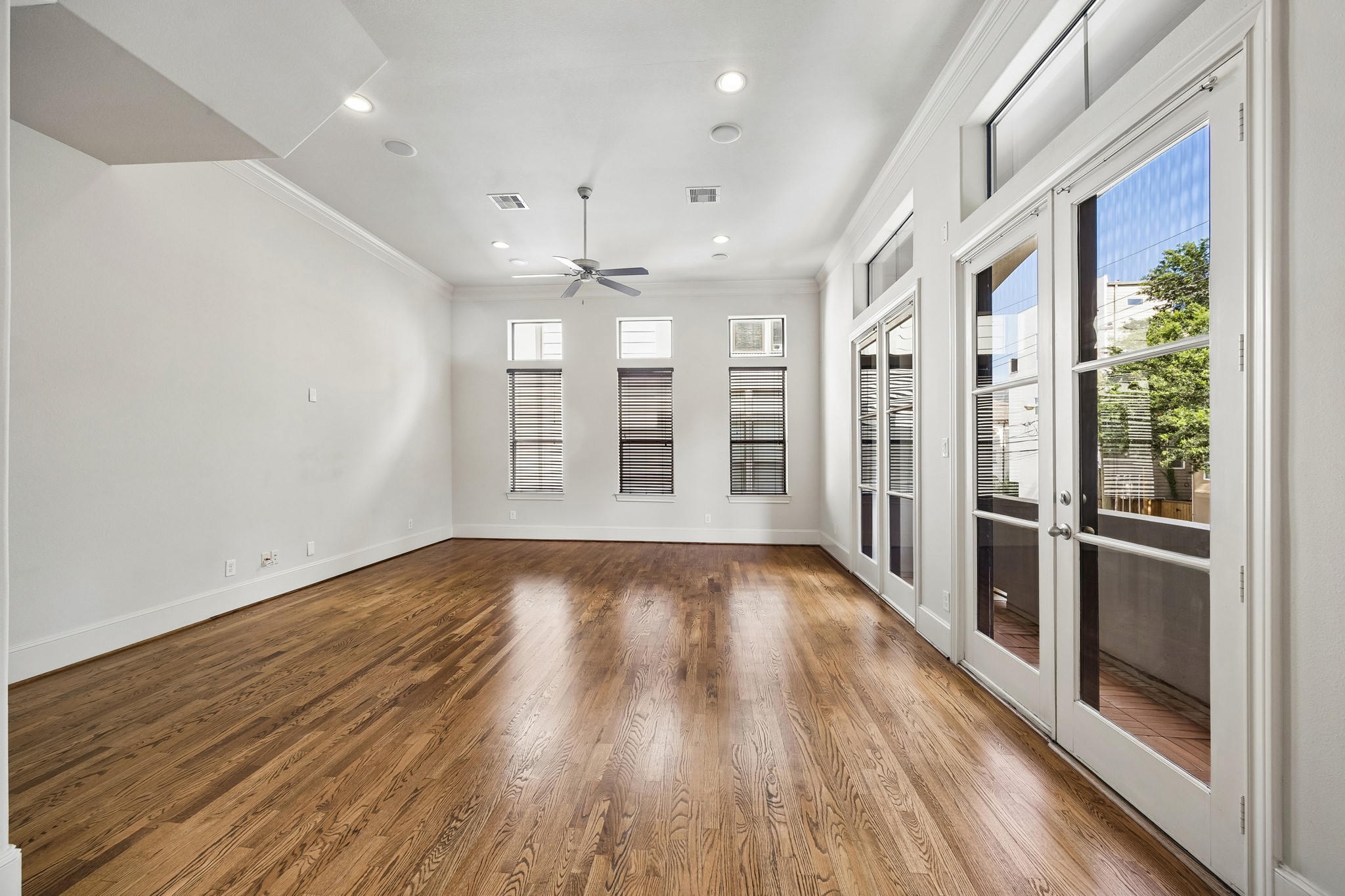  5718 Kansas Street D - 物件實景
