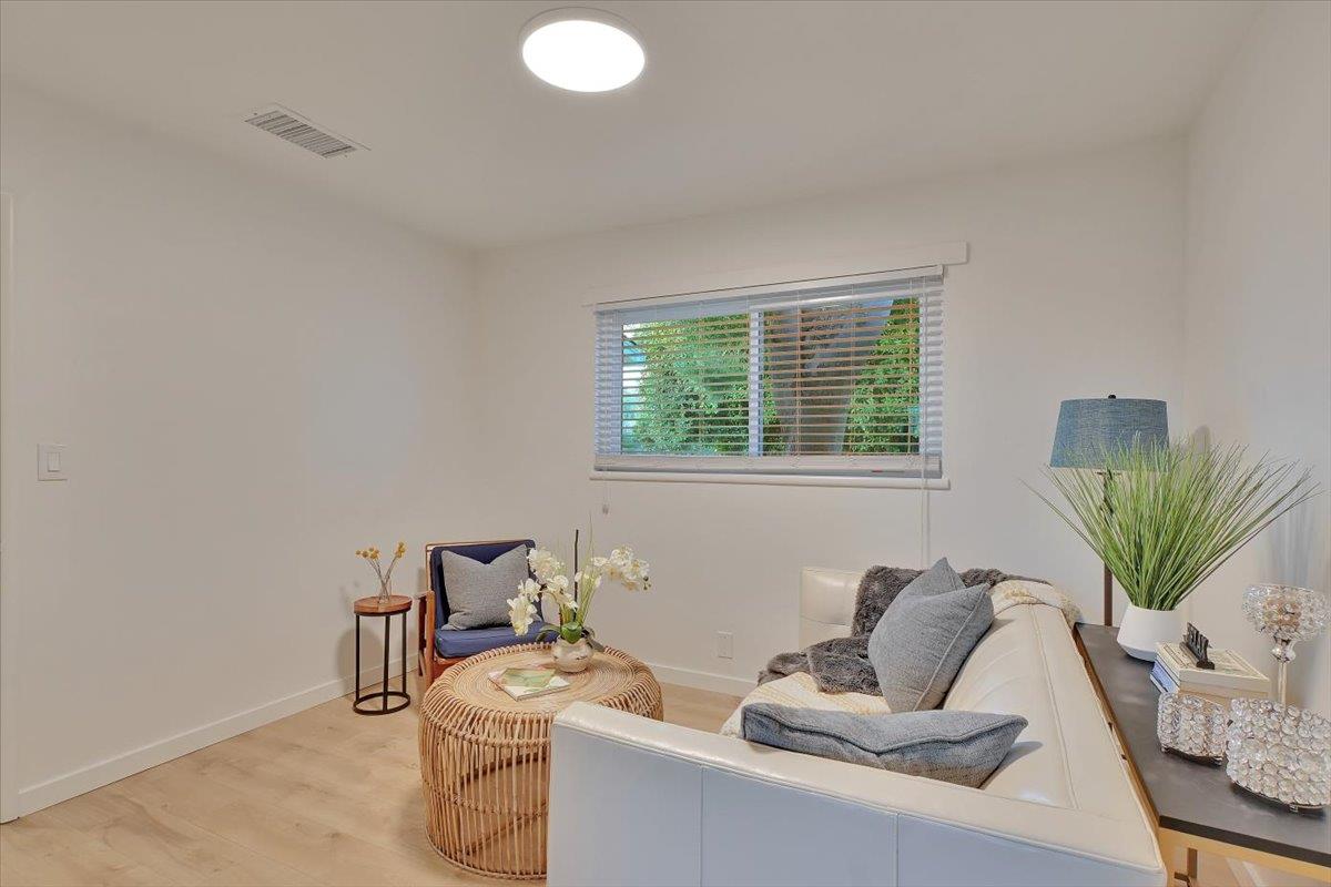 Sacramento, California, 95864, United States, ,Residential,For Sale,1989325